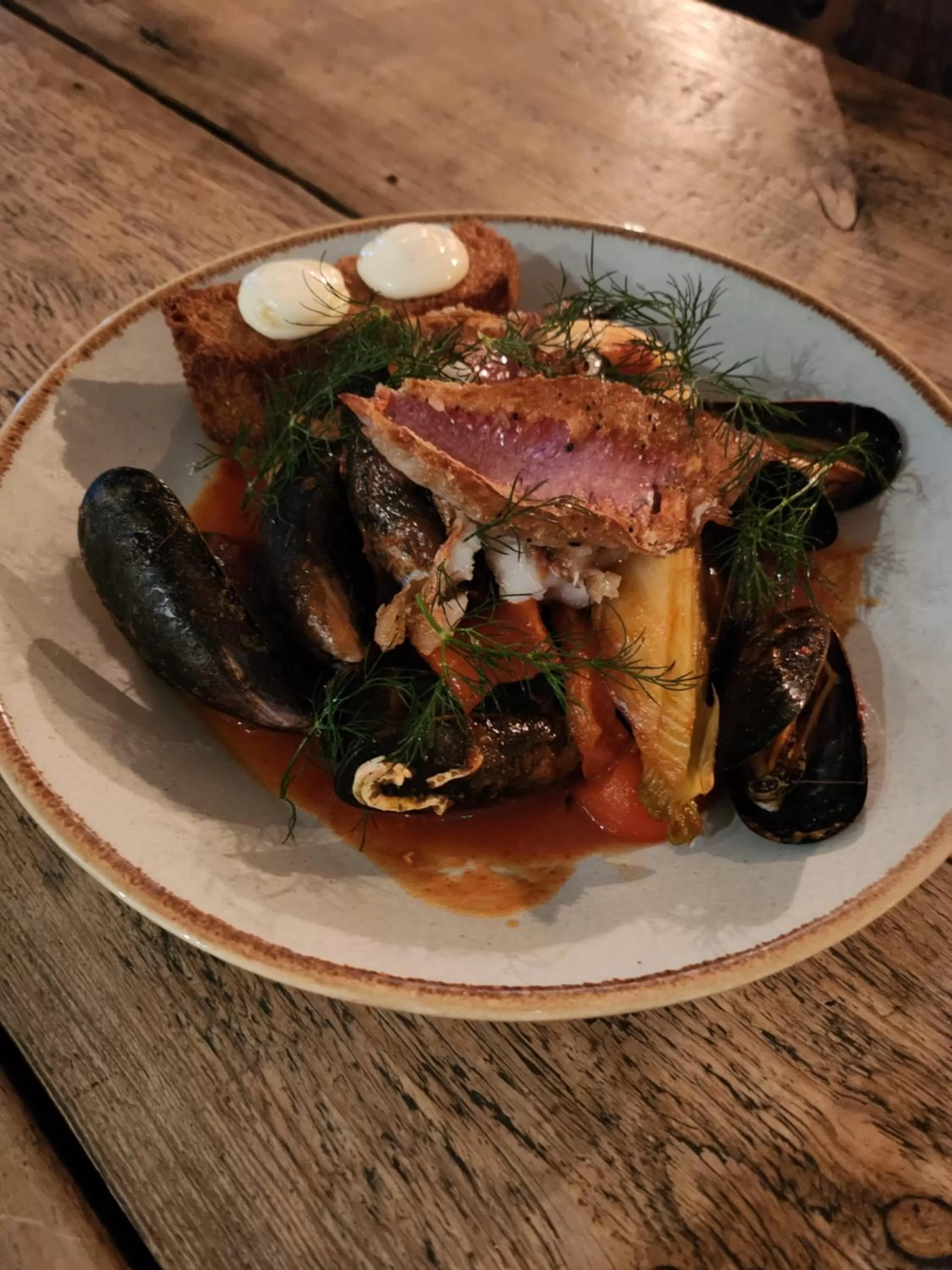 Restaurant/places to eat in Kew Gardens Hotel