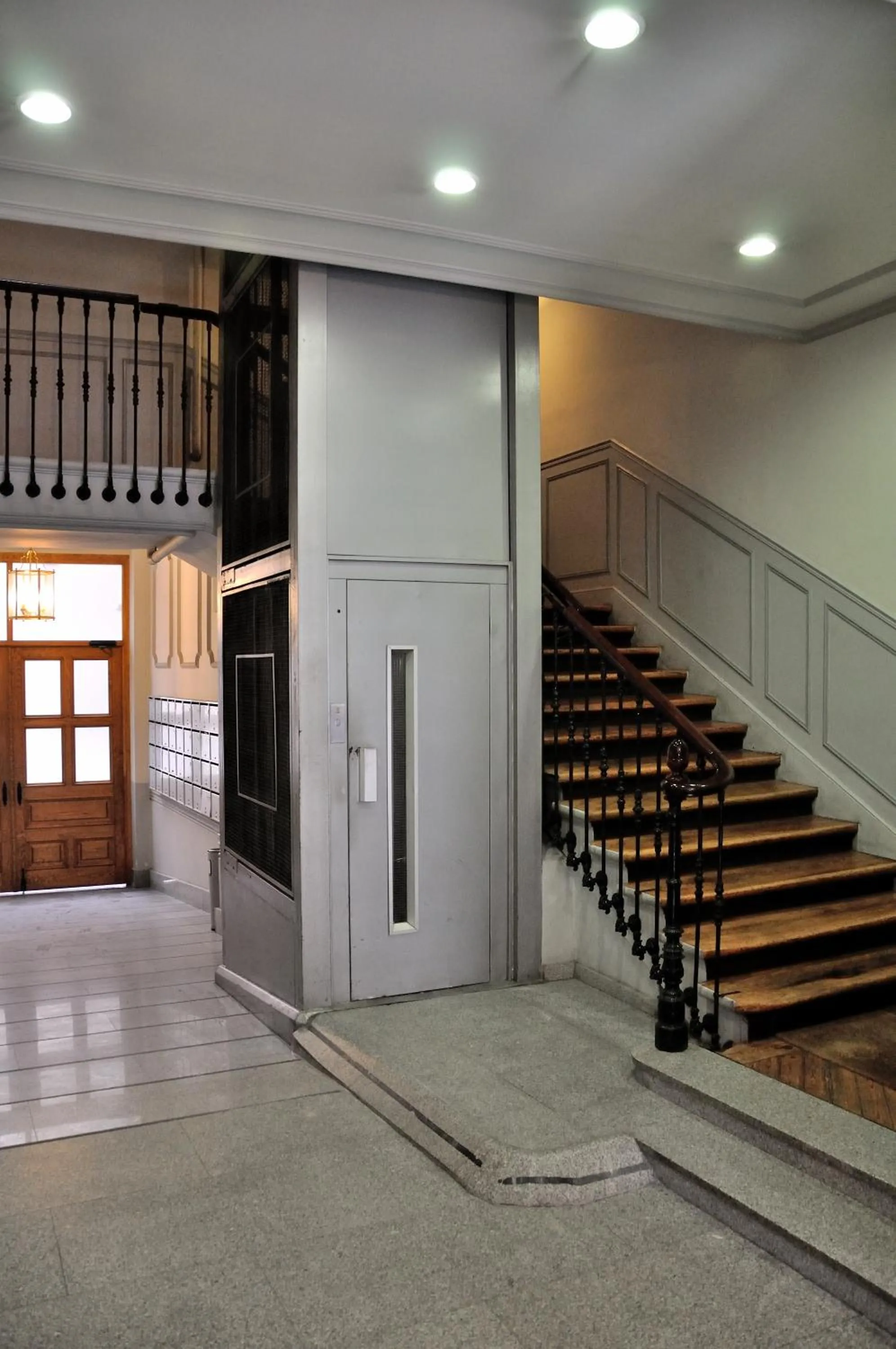 Facade/entrance in Hostal Castilla I Atocha