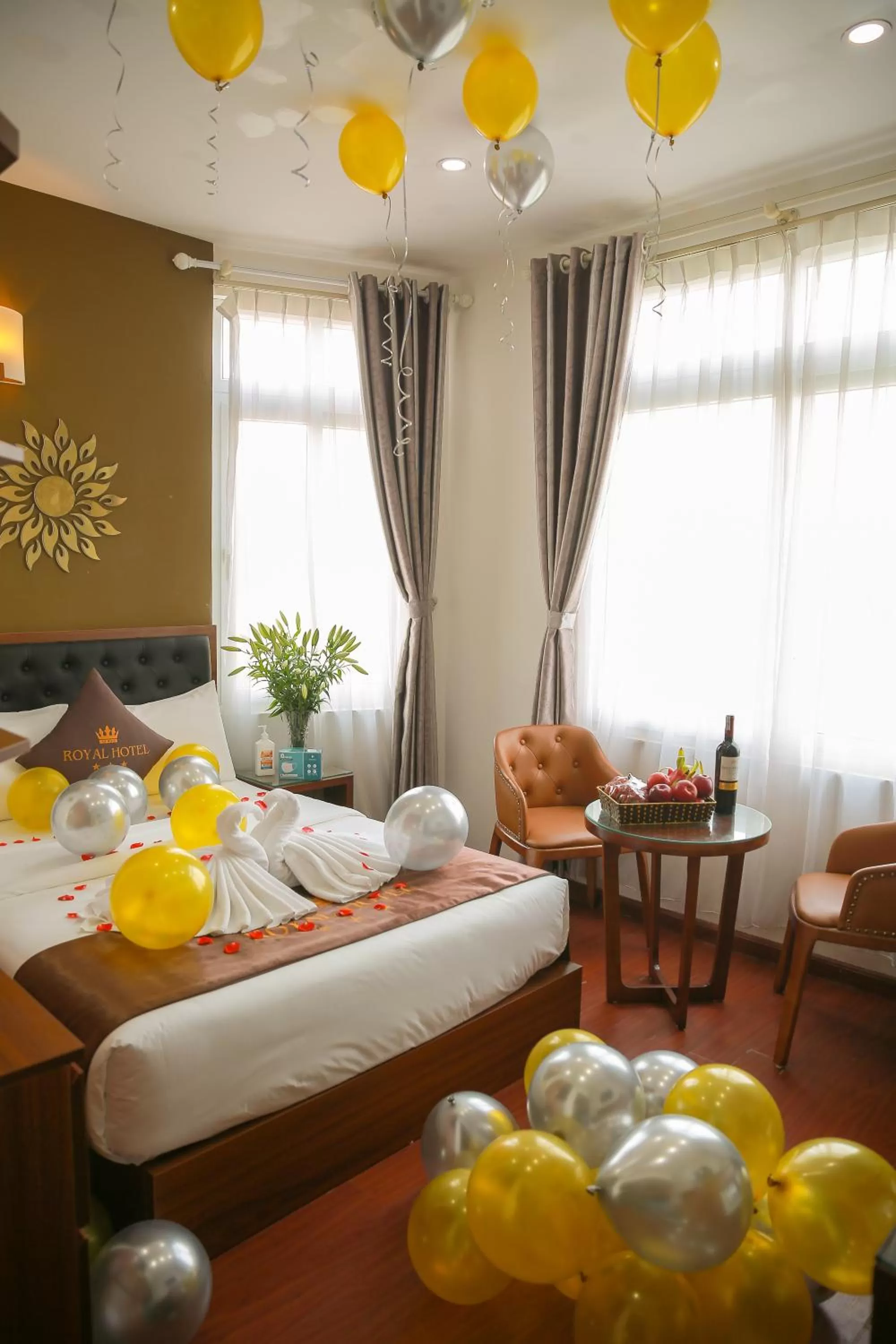 Photo of the whole room in Royal Hotel