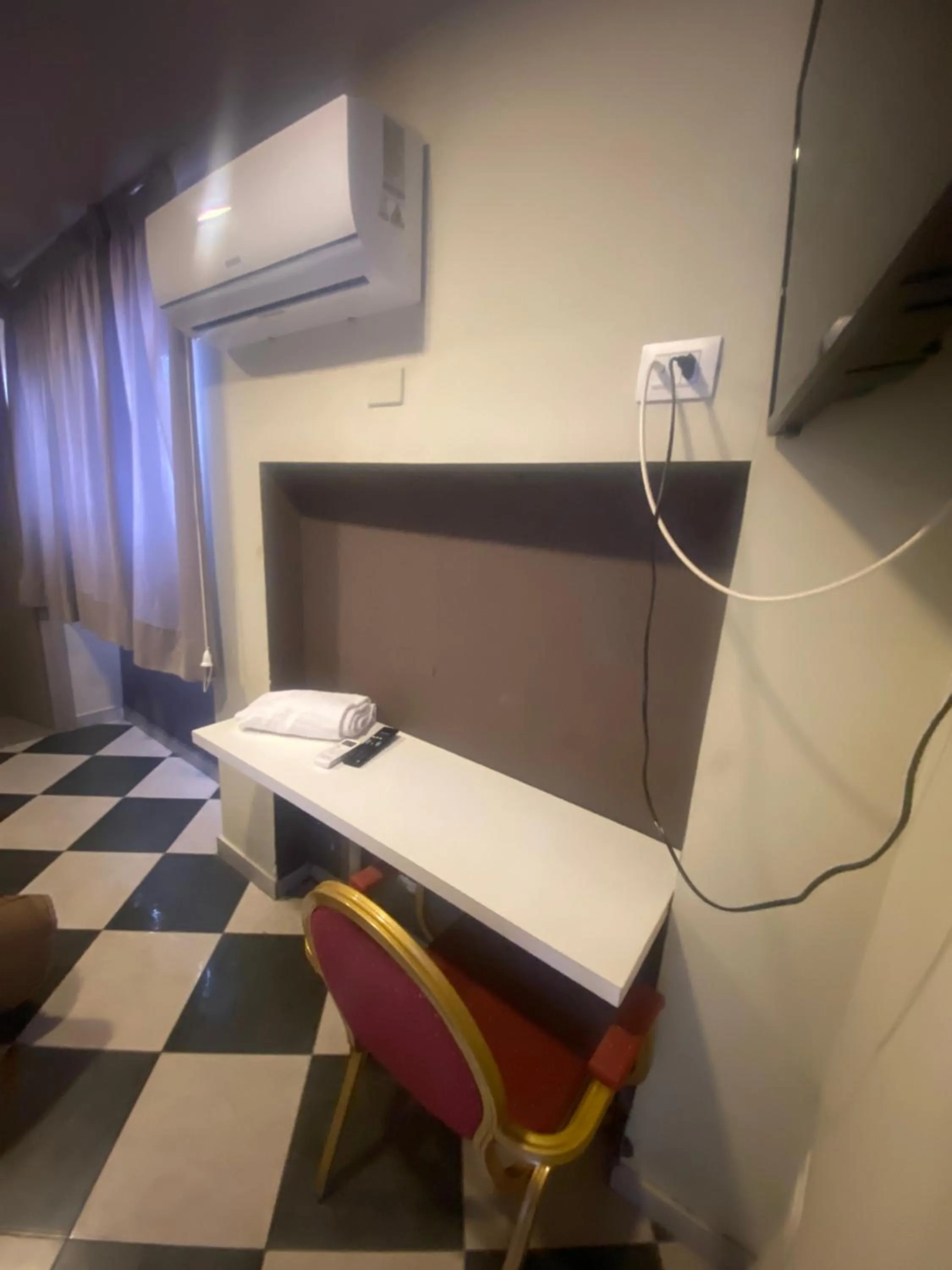 TV and multimedia in Business Hotel