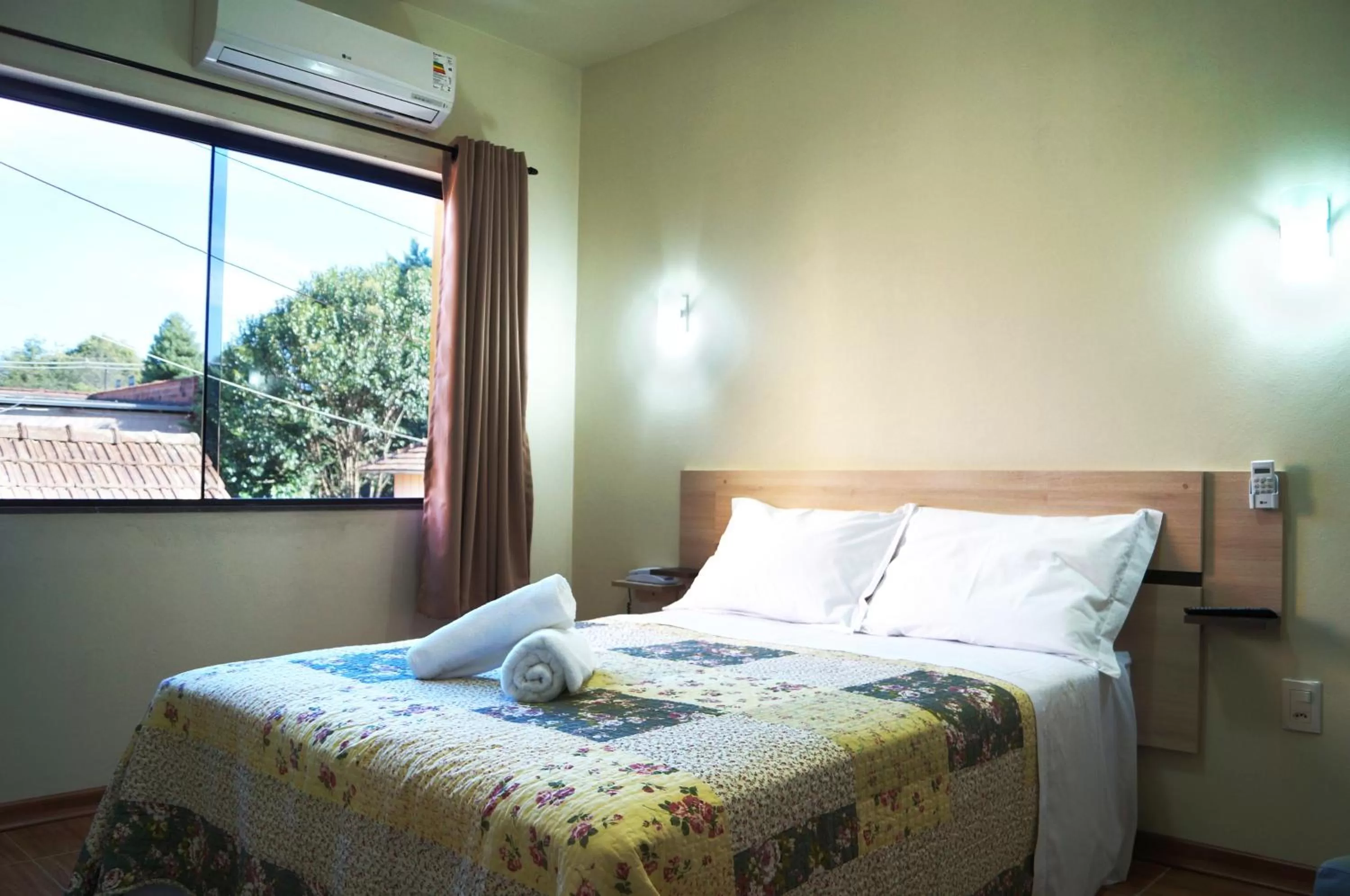 Day, Bed in Hotel Park Haus