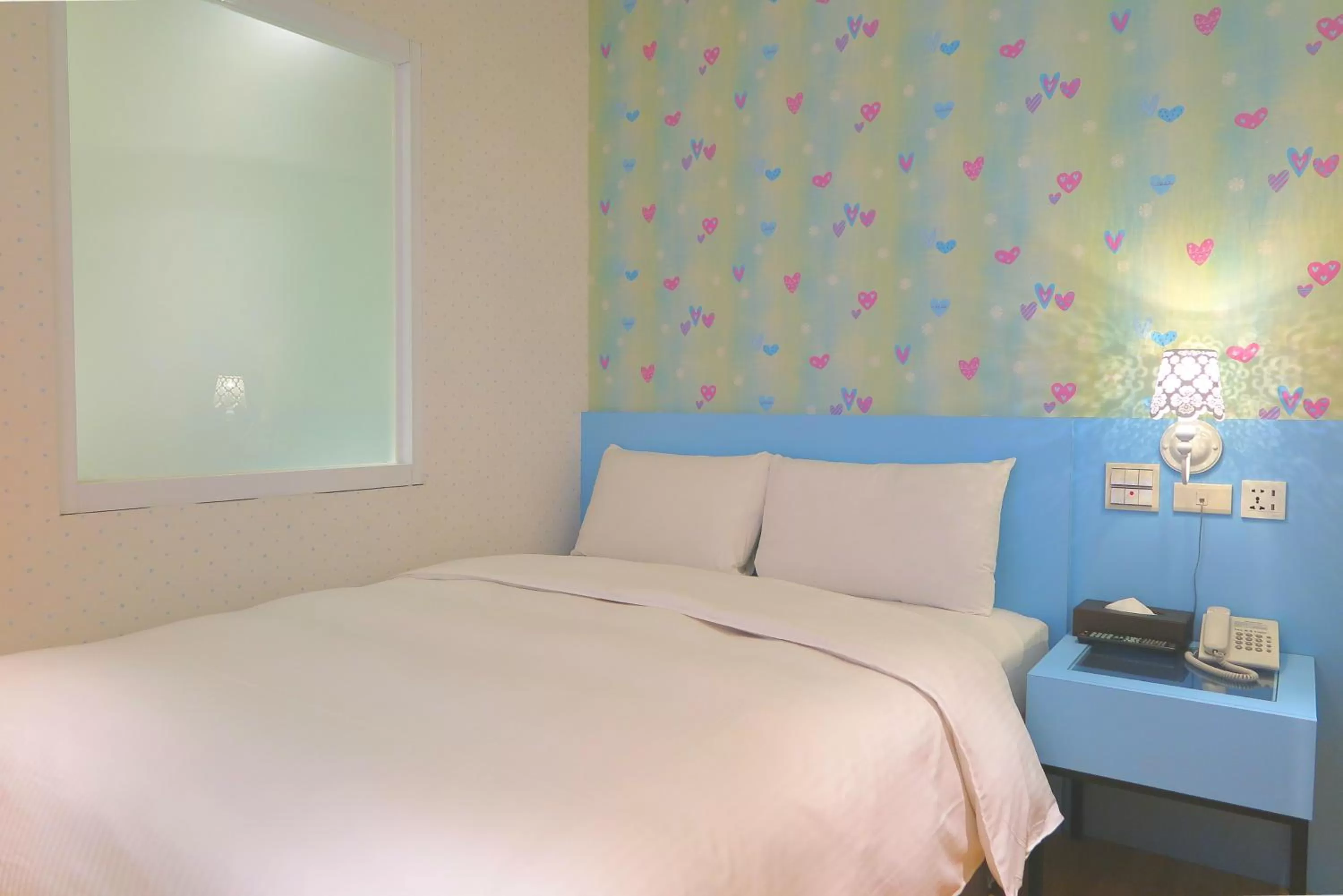 bunk bed, Bed in 191 Hotel