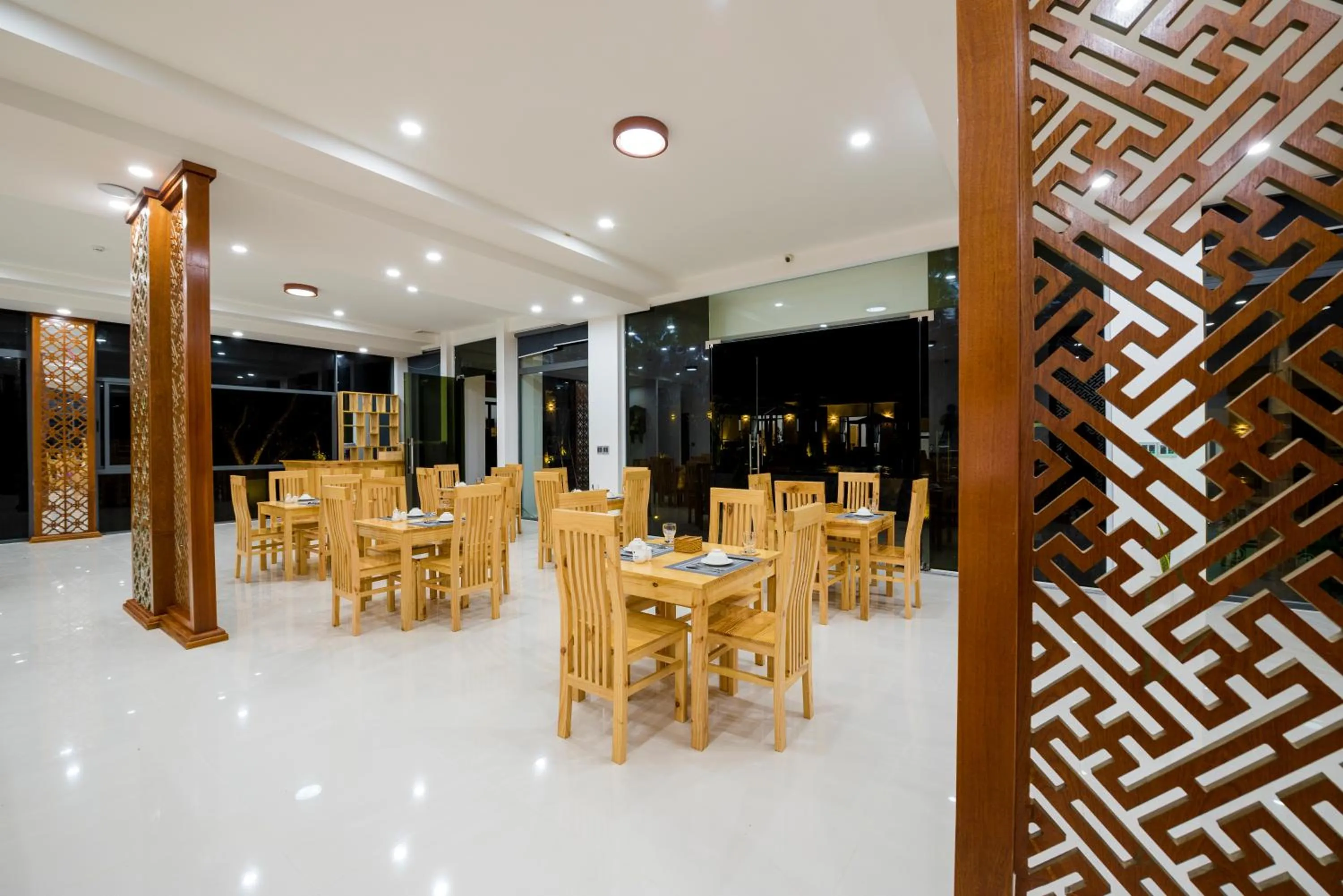 Restaurant/places to eat in Xuan Hien Resort - Sea Pearl Phu Quoc