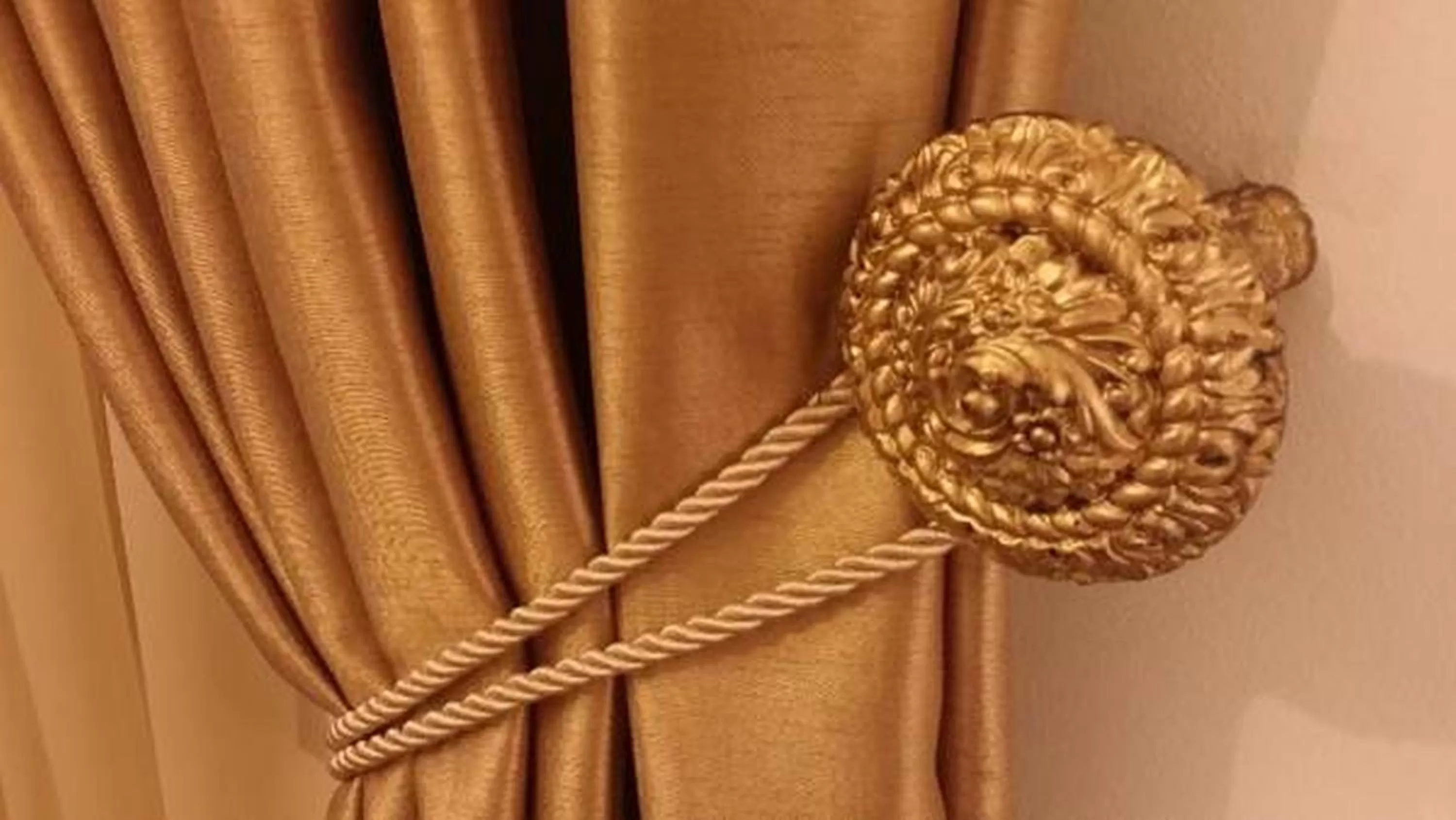 Grand Boutique Hotel