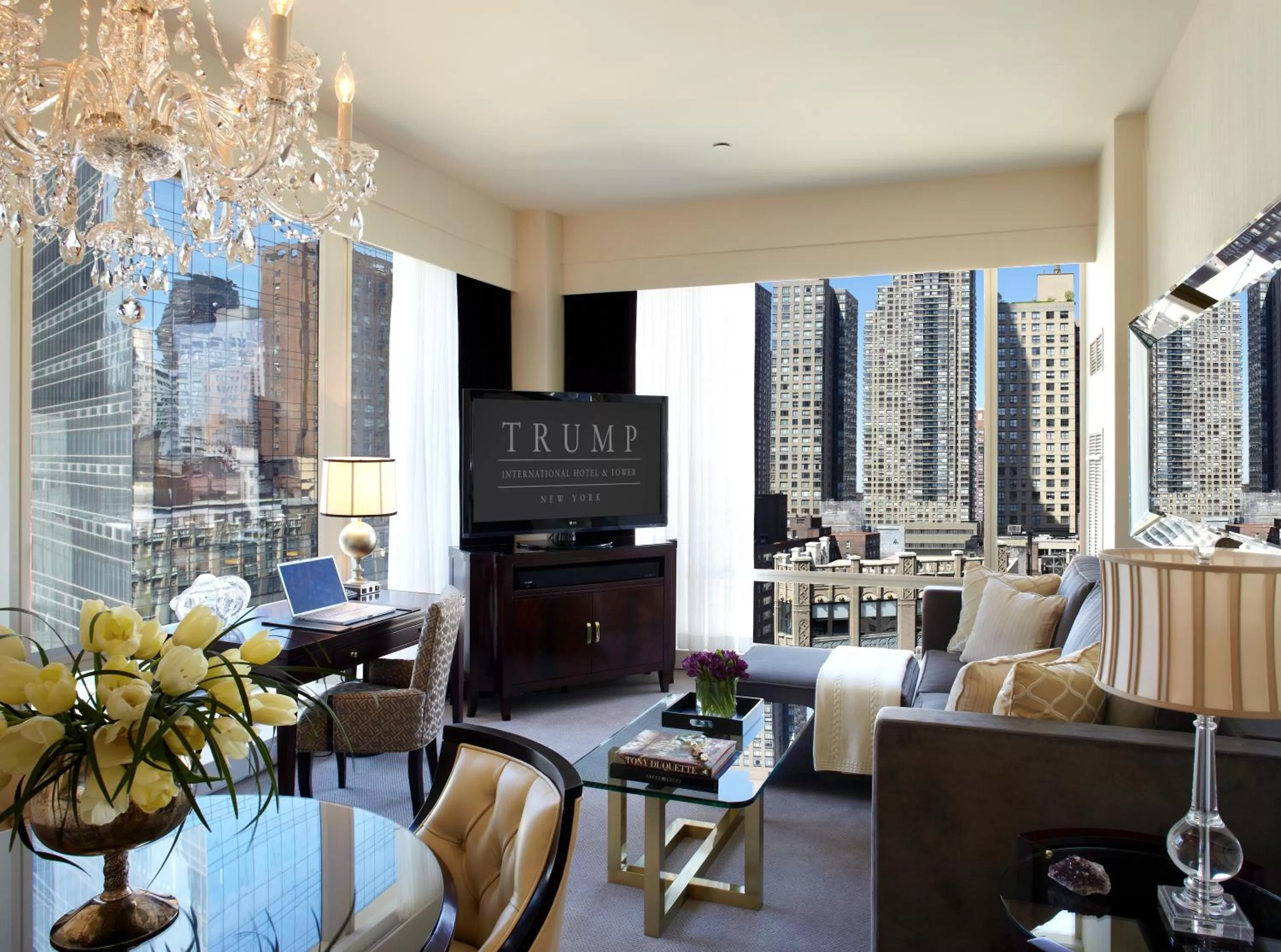 Living room in Trump International New York
