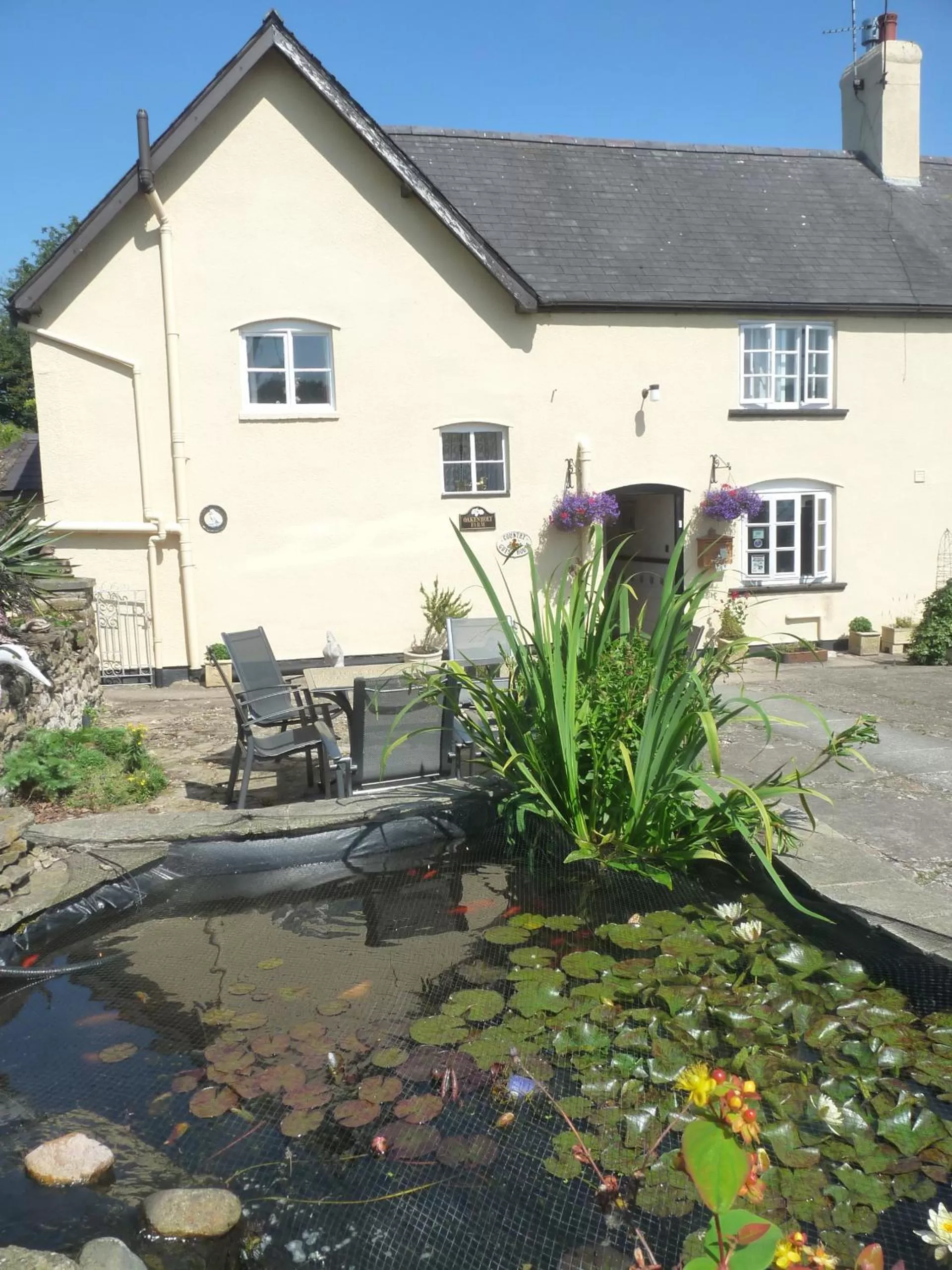 Property building in Oakenholt Farm Bed and Breakfast