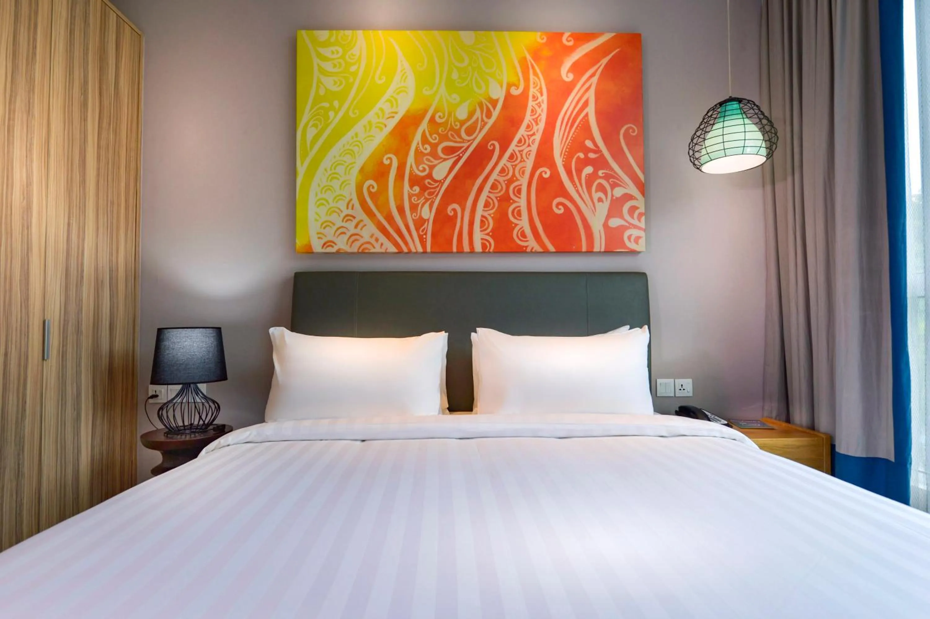 Bed in Mercure Kota Kinabalu City Centre