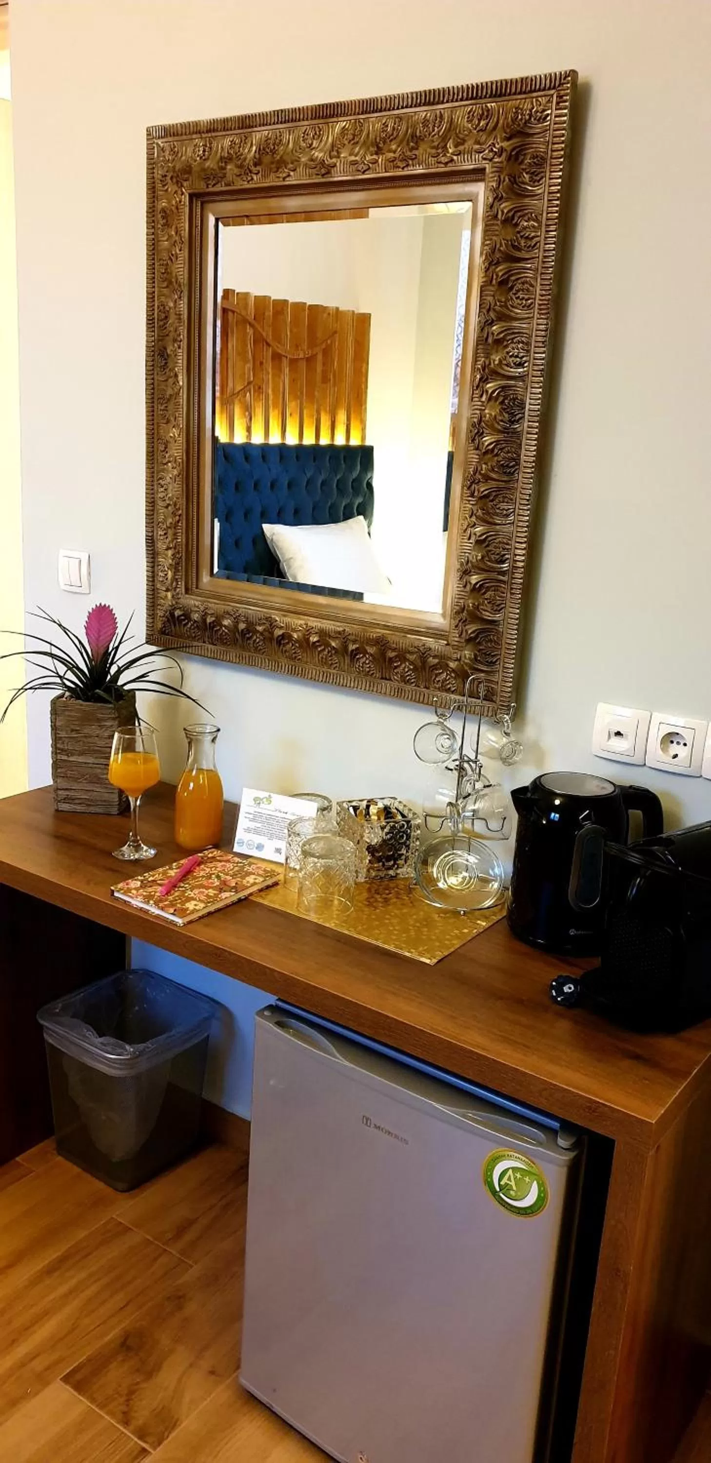 Coffee/tea facilities in Dome Rooms Downtown