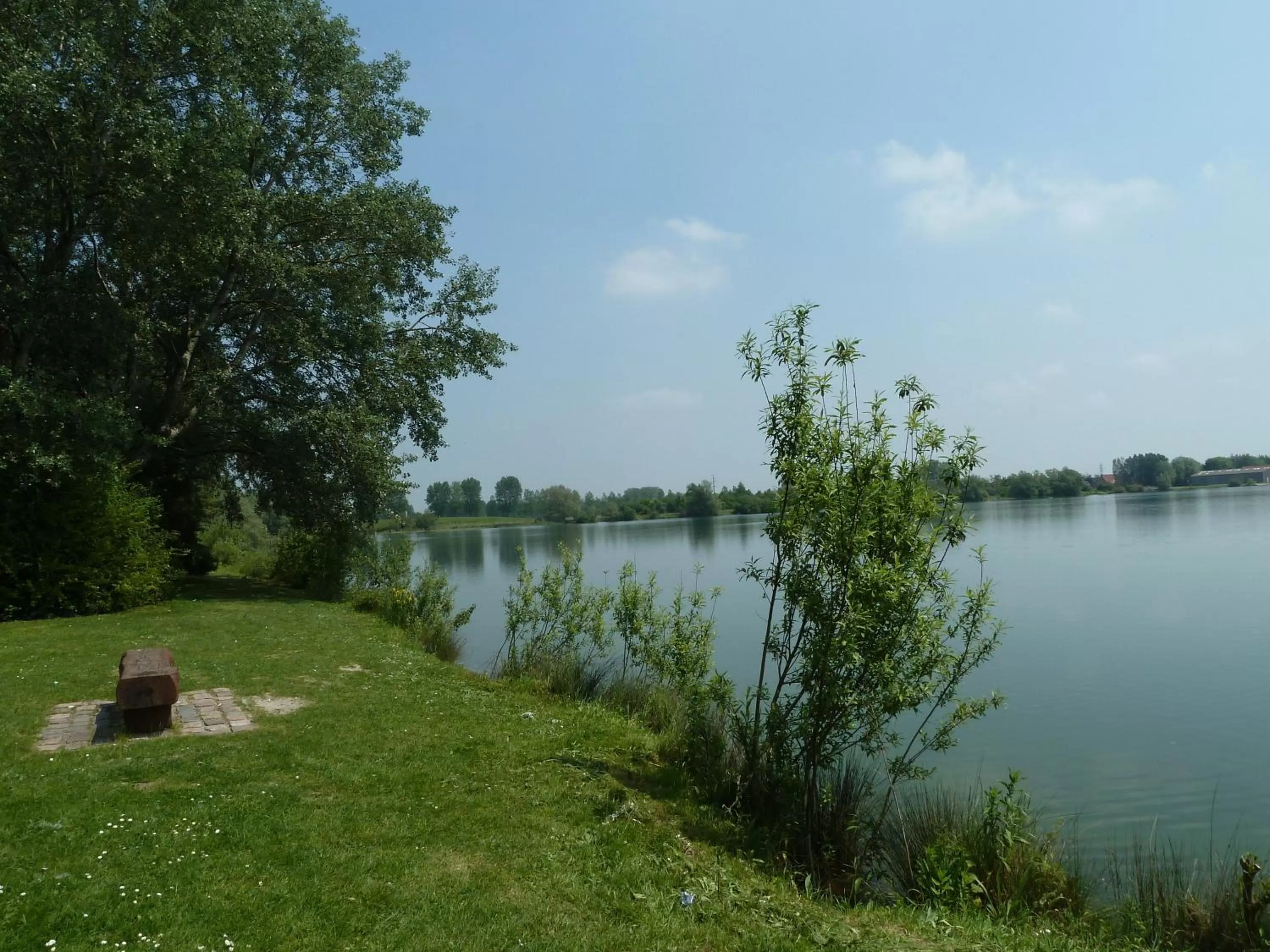 Lake view in Best Western Hotel du Lac Dunkerque- Restaurant ouvert 7/7 midi et soir