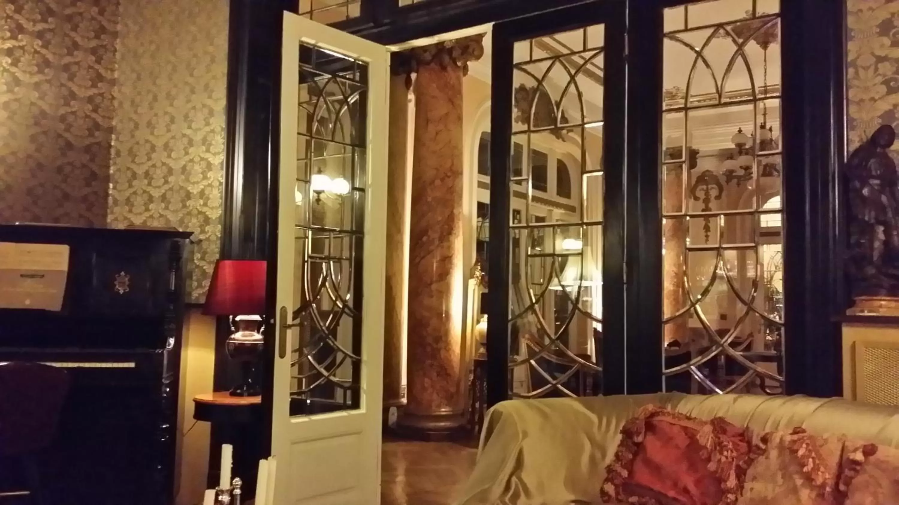 Lounge or bar in Grand Boutique Hotel