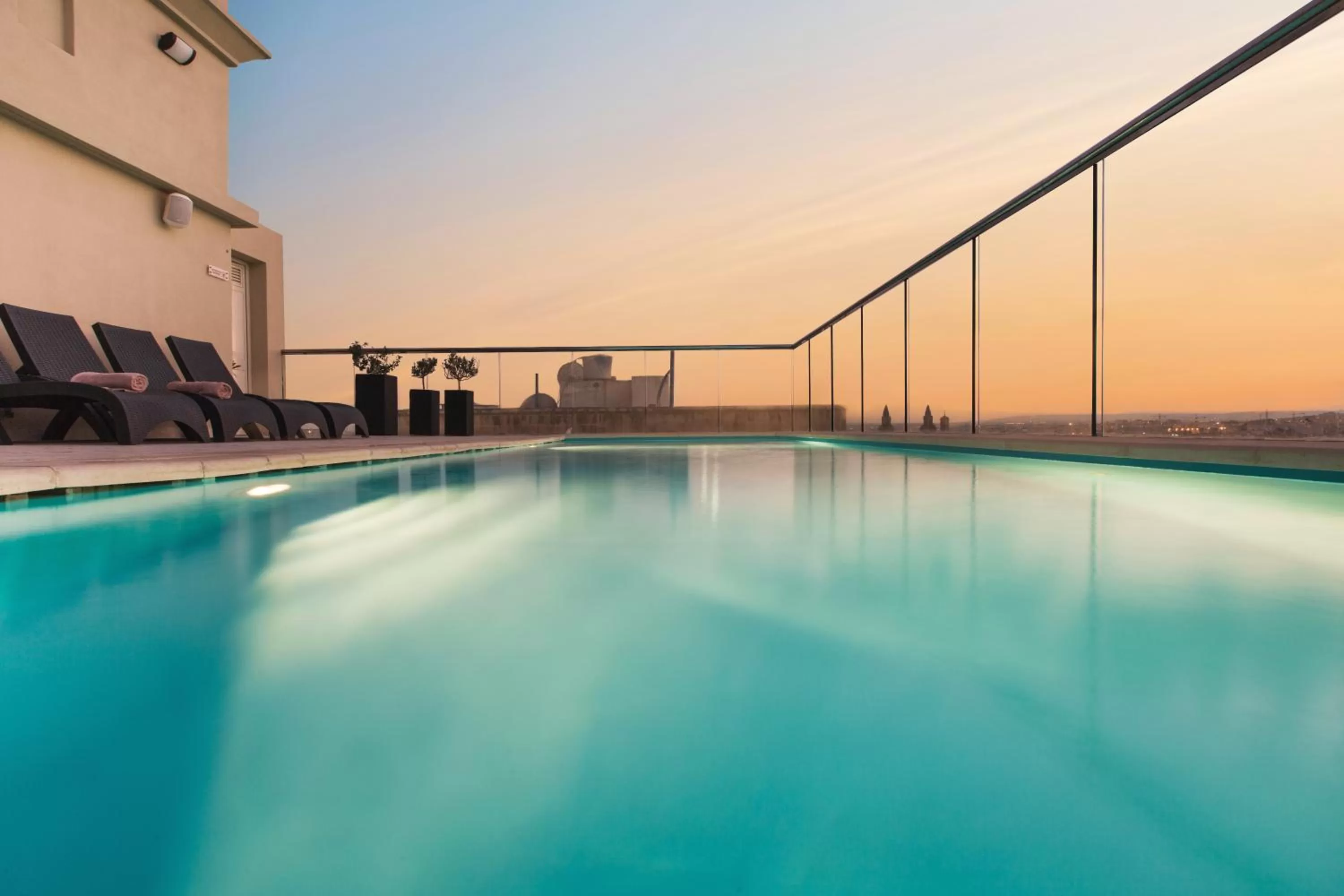 Swimming pool in AX The Victoria Hotel