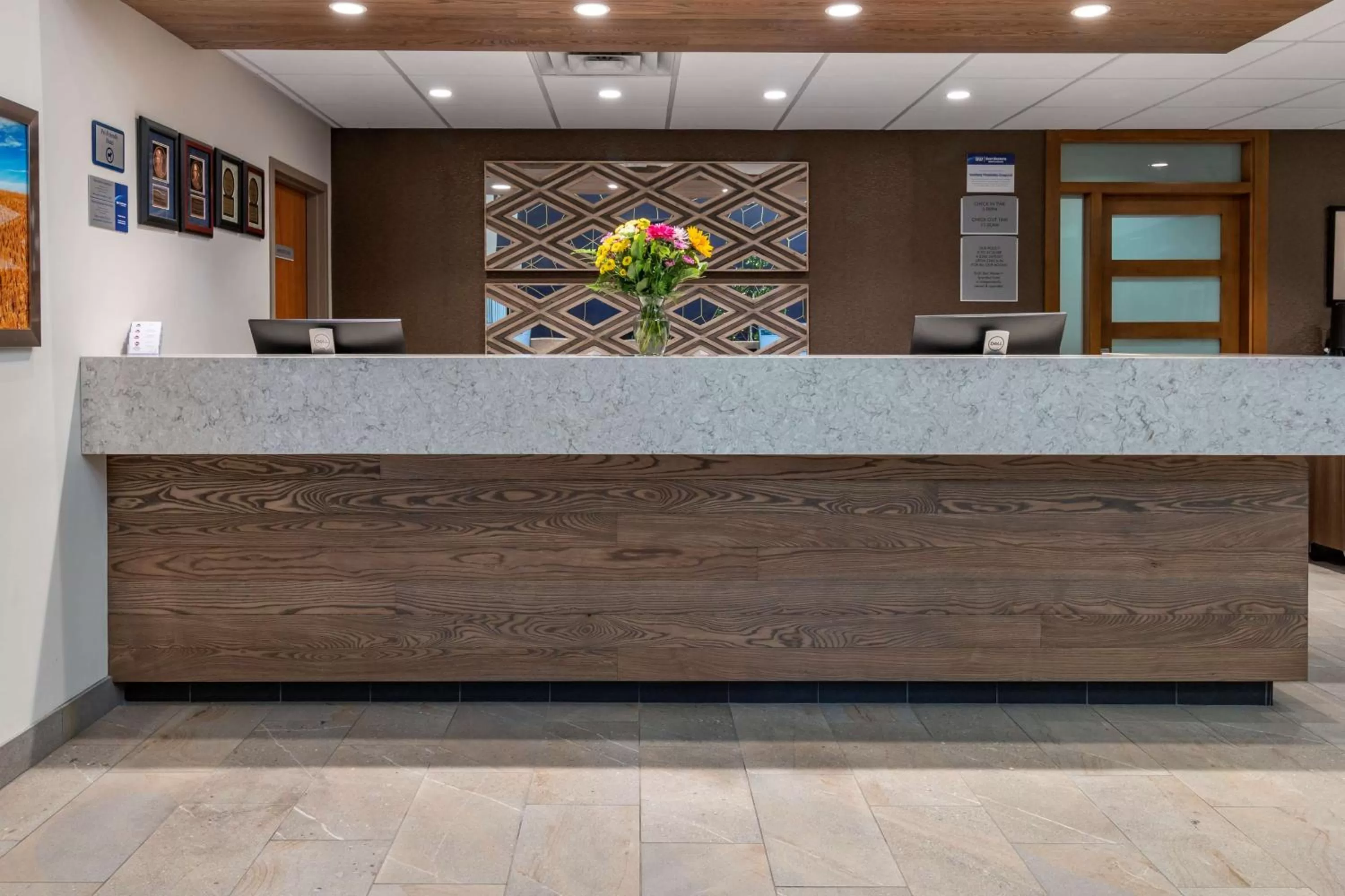 Lobby or reception in Best Western Plus Pembina Inn & Suites