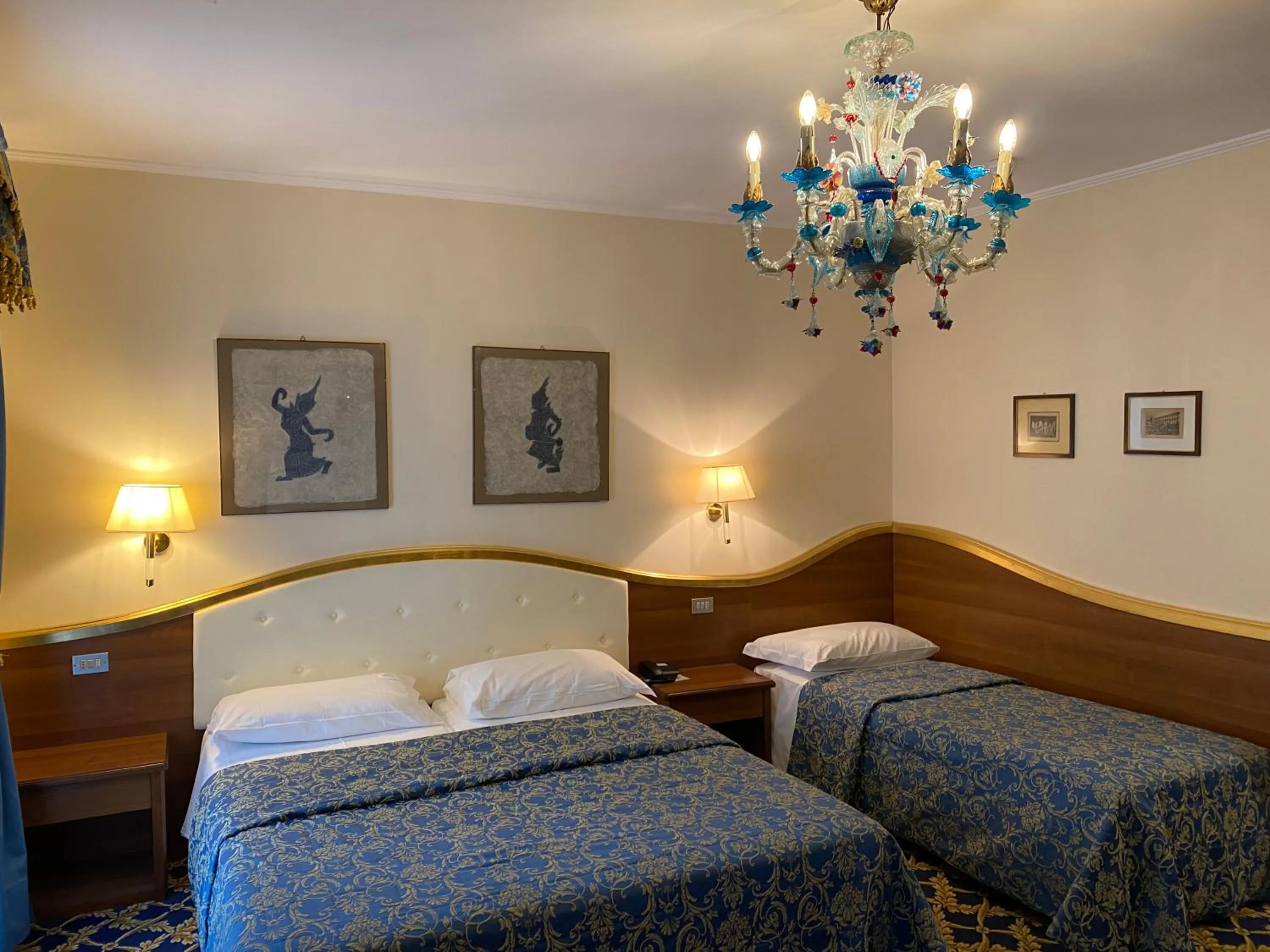 Photo of the whole room, Bed in Hotel Milan Speranza Au Lac