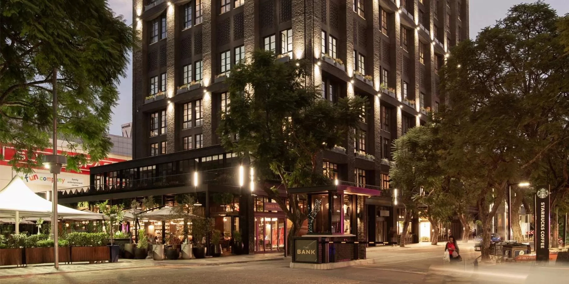 Property building in HYDE JOHANNESBURG ROSEBANK