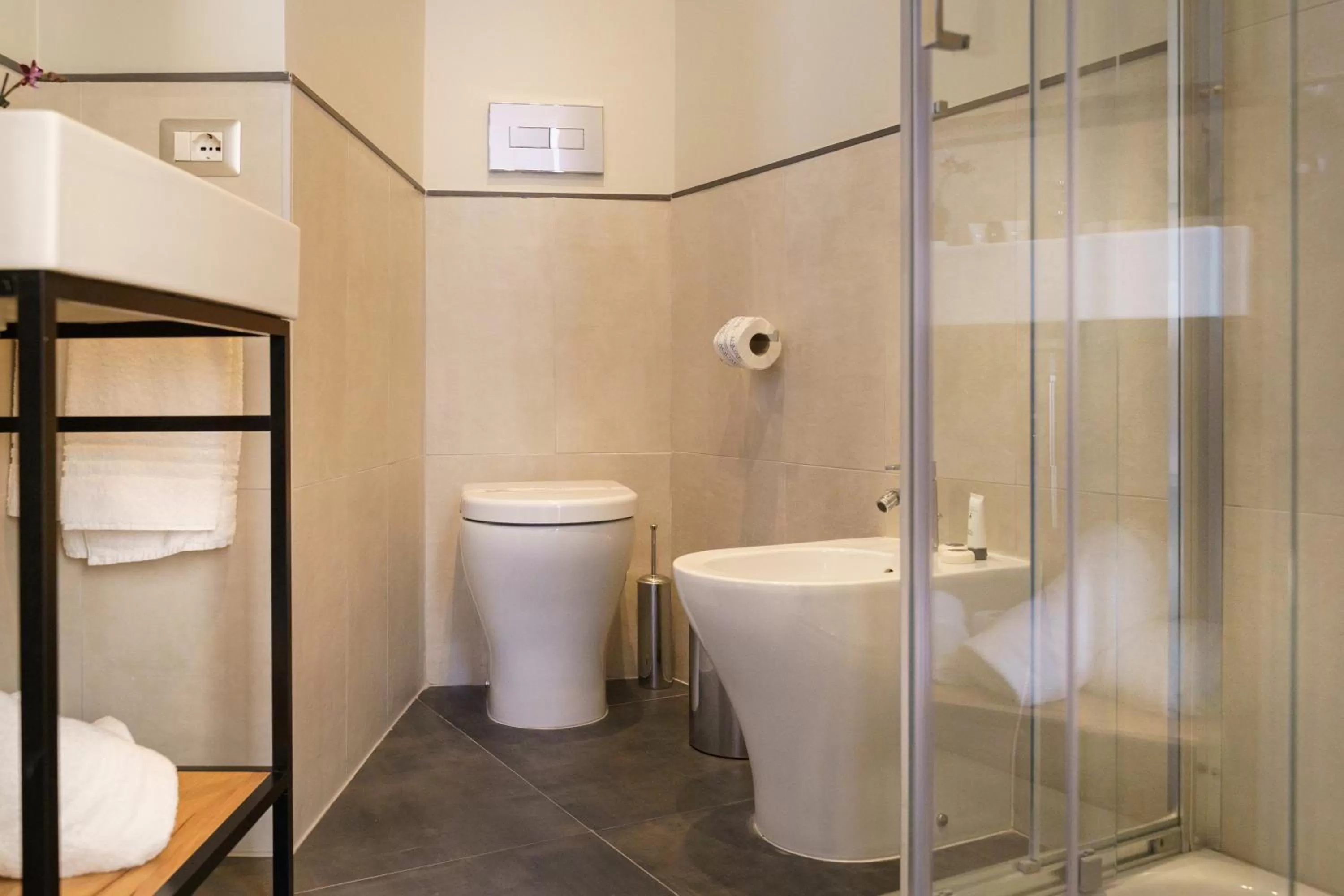 Bathroom in The Cross Hotel