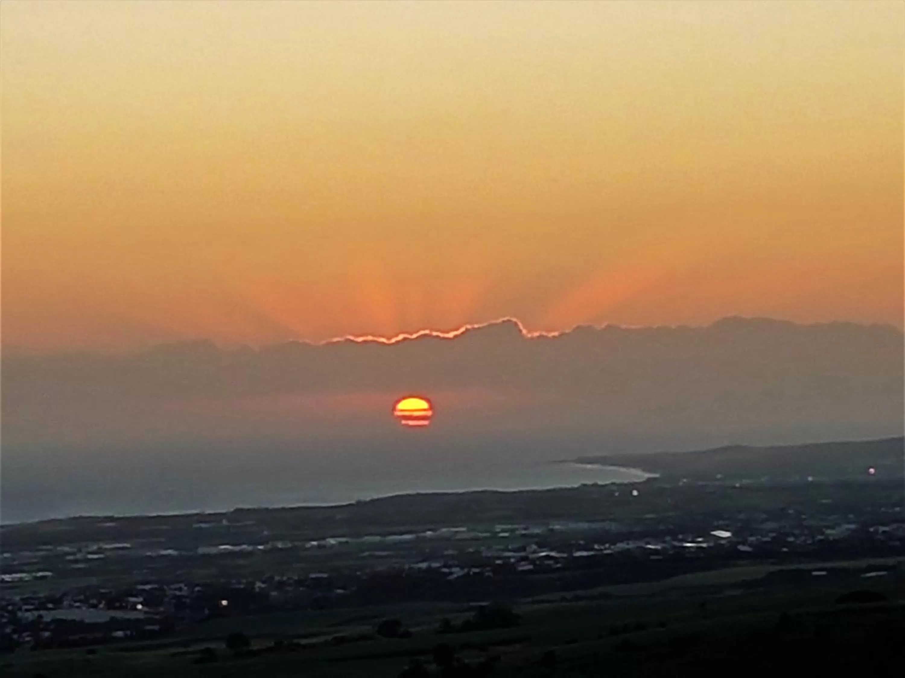 City view in Hôtel Le Soleil Couchant