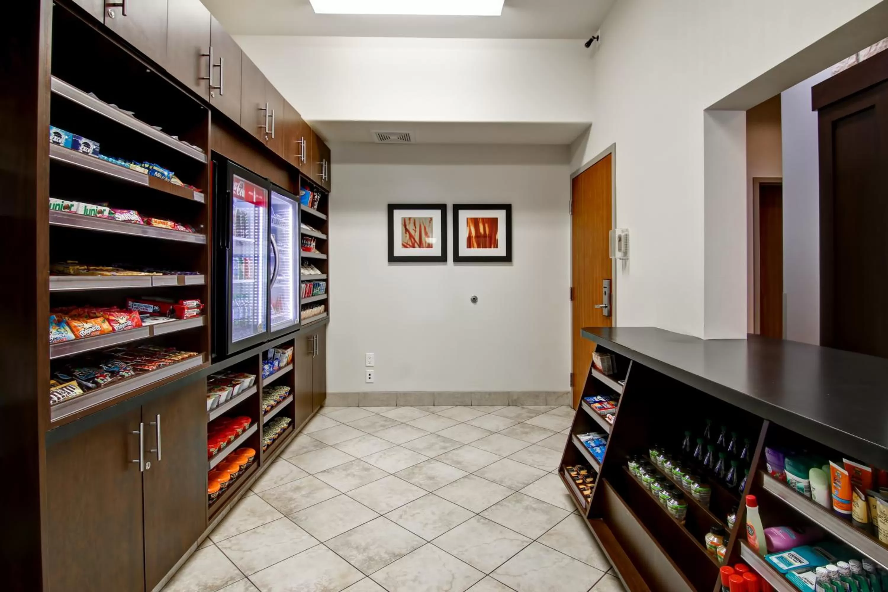 Food and drinks in Canalta Hotel Moosomin