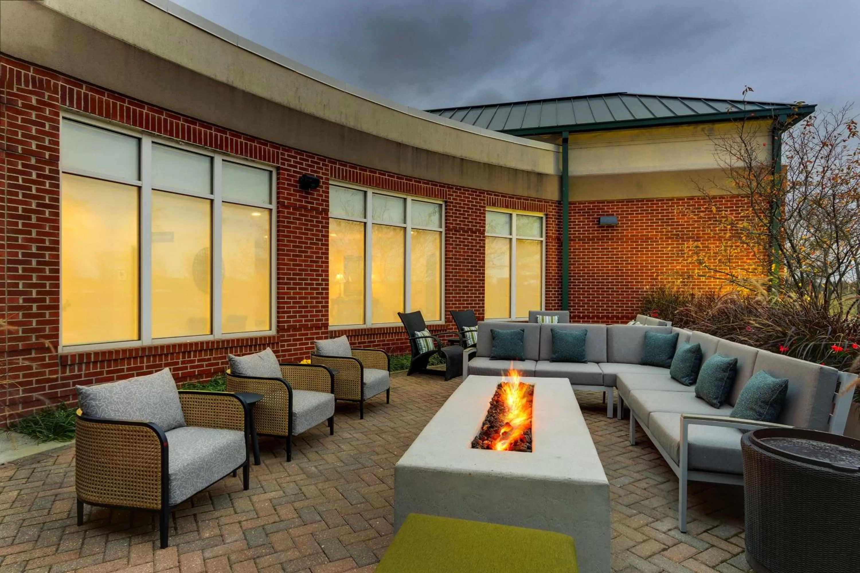 Patio in Hilton Garden Inn Indianapolis Airport