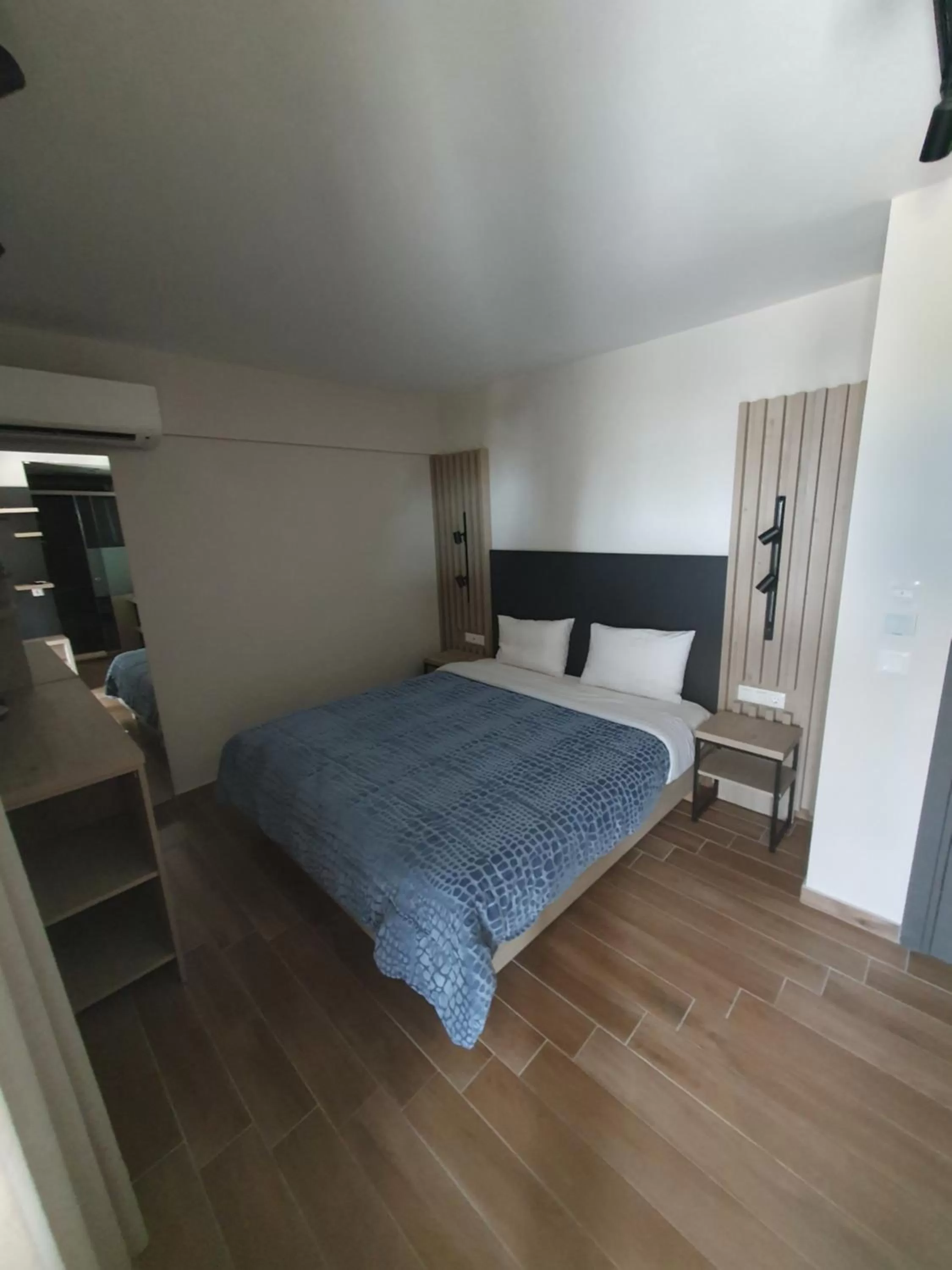 Bed in EUPHORIA ''Staying in Pleasure''