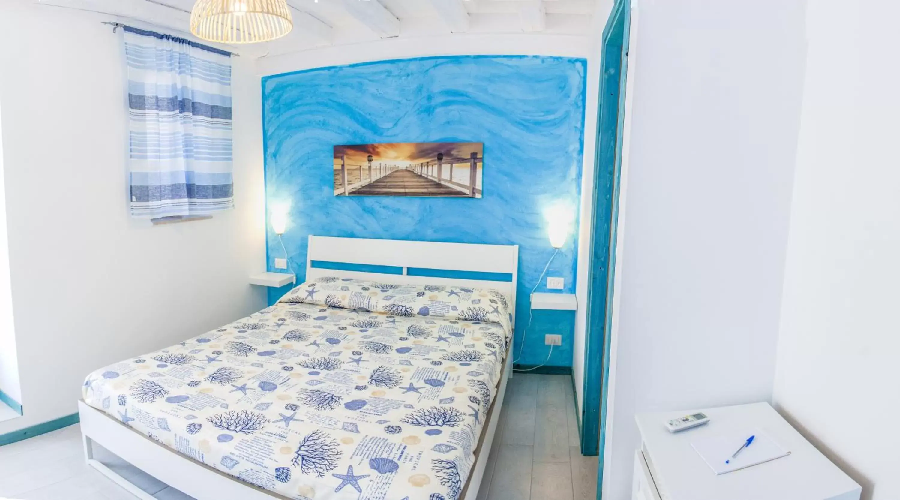 Economy Double Room in Borgo Marino Suite B&B Economy Double Room in Borgo Marino Suite B&B