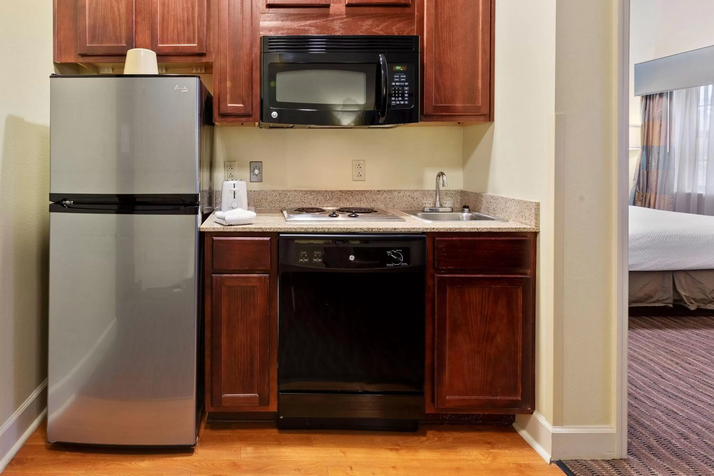 Kitchen or kitchenette in Extended Stay America Premier Suites - Lakeland - I-4