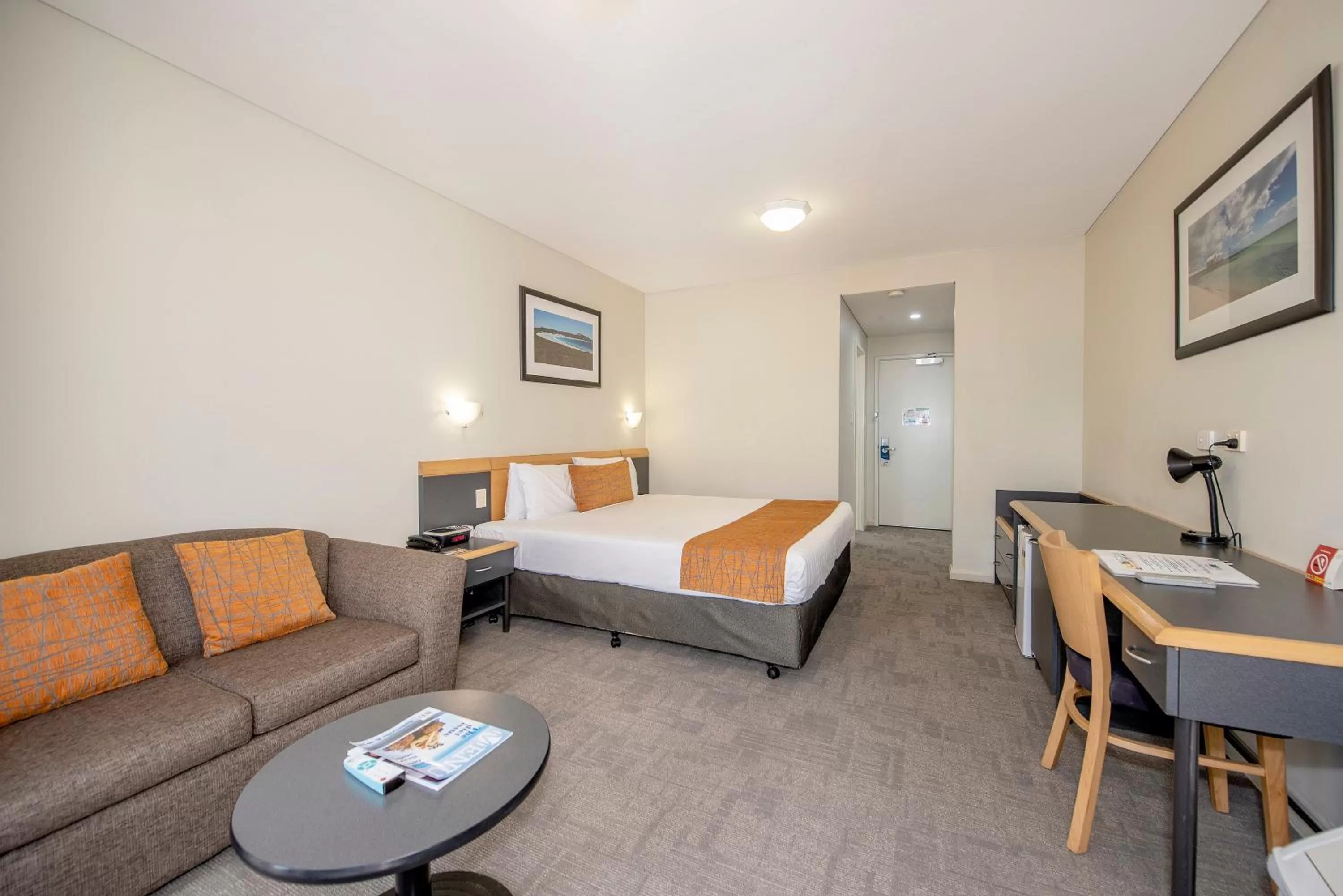 Bedroom, Bed in Quality Resort Sorrento Beach