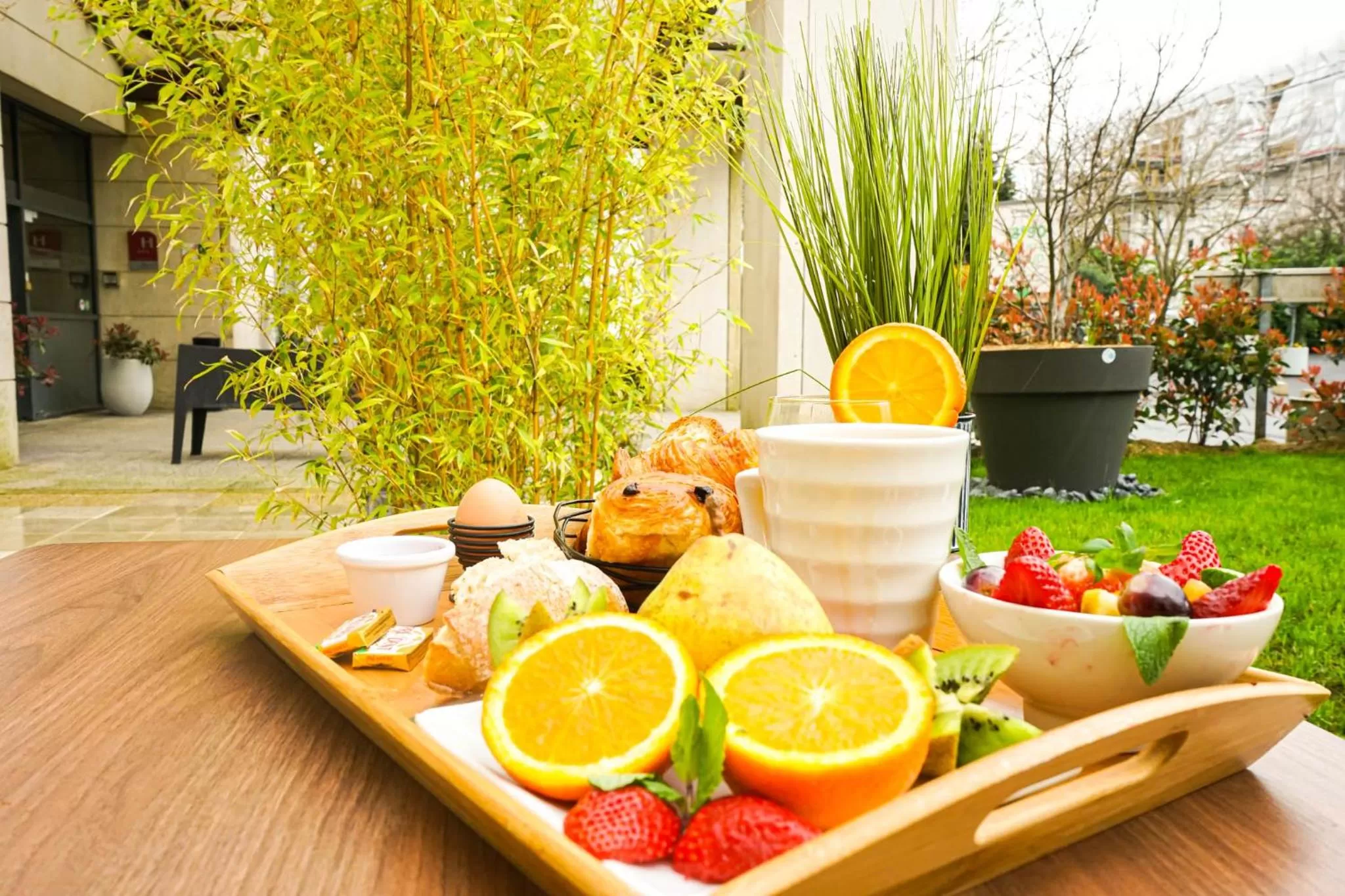 Breakfast in Campanile Paris CDG Airport Villepinte