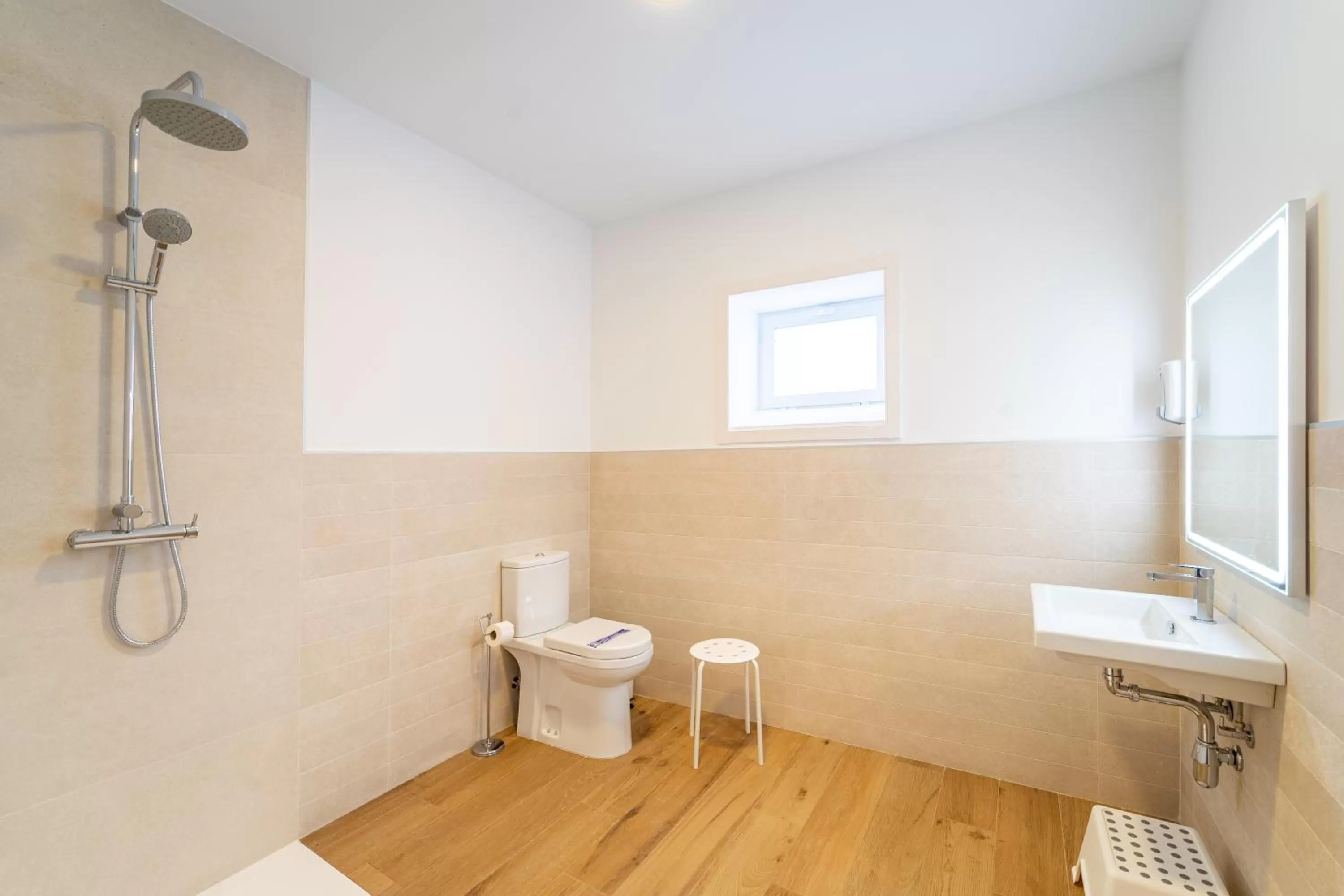 Bathroom in Albor Suites