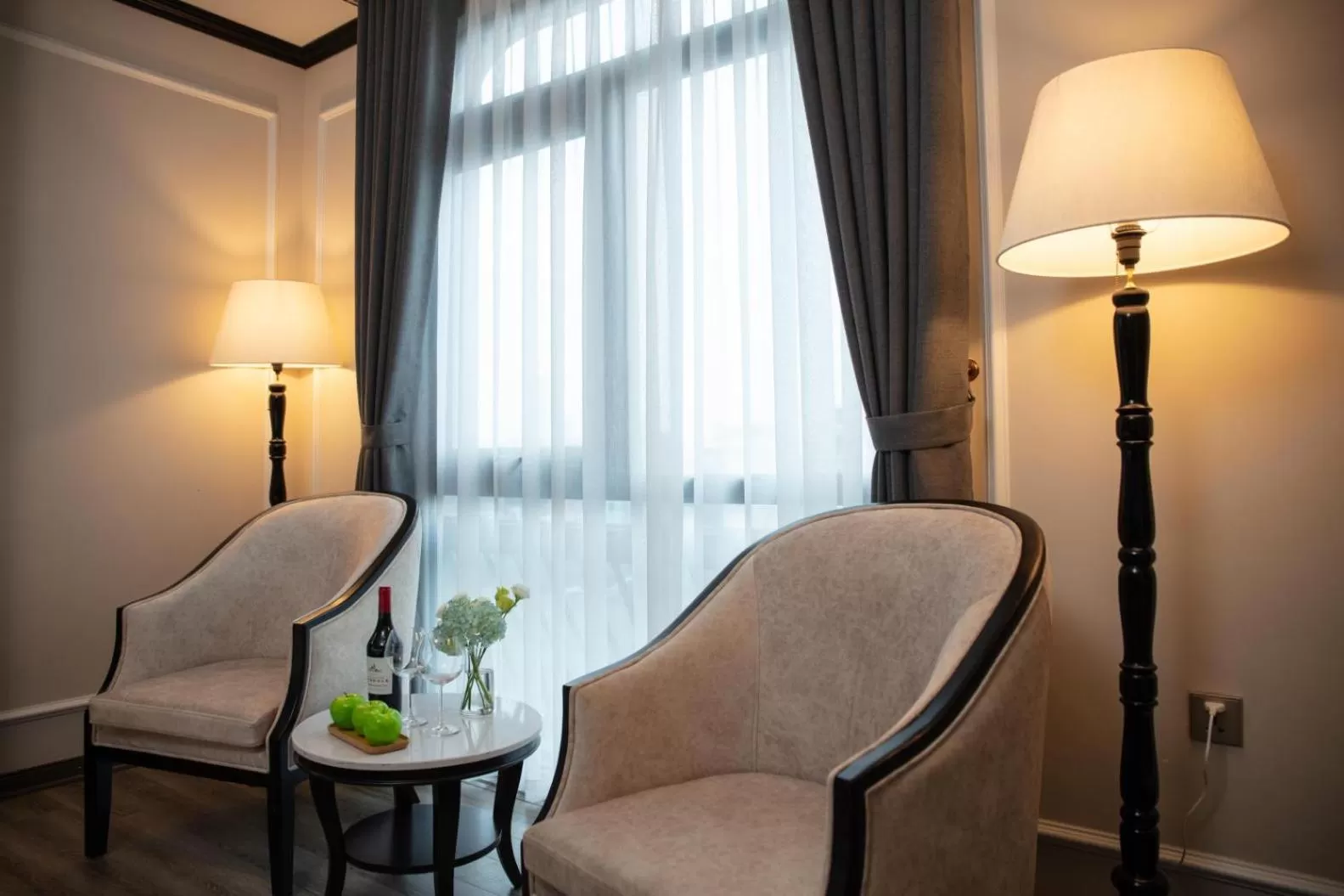 Living room in FTE Ba Dinh Hotel