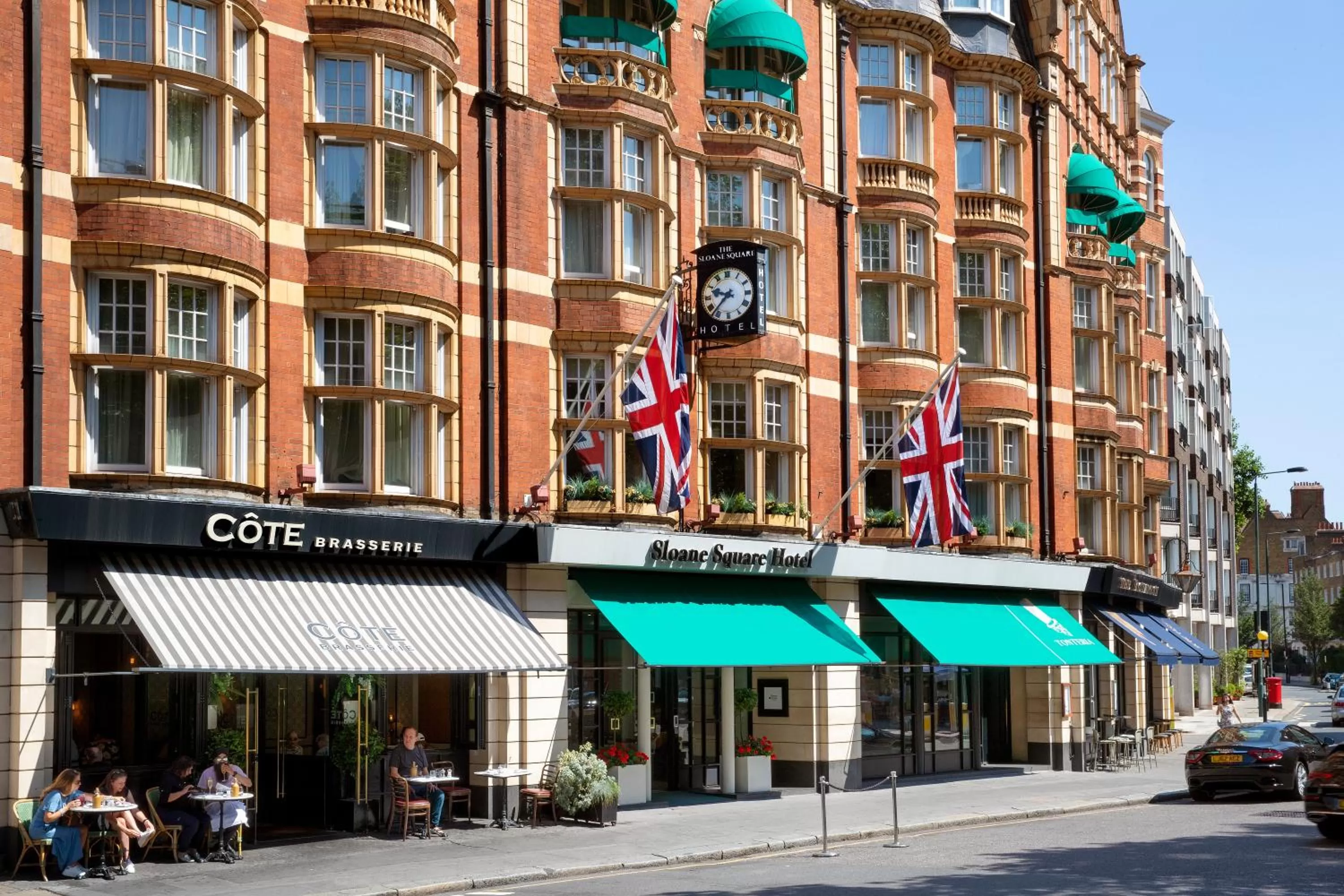 Property building in Sloane Square Hotel