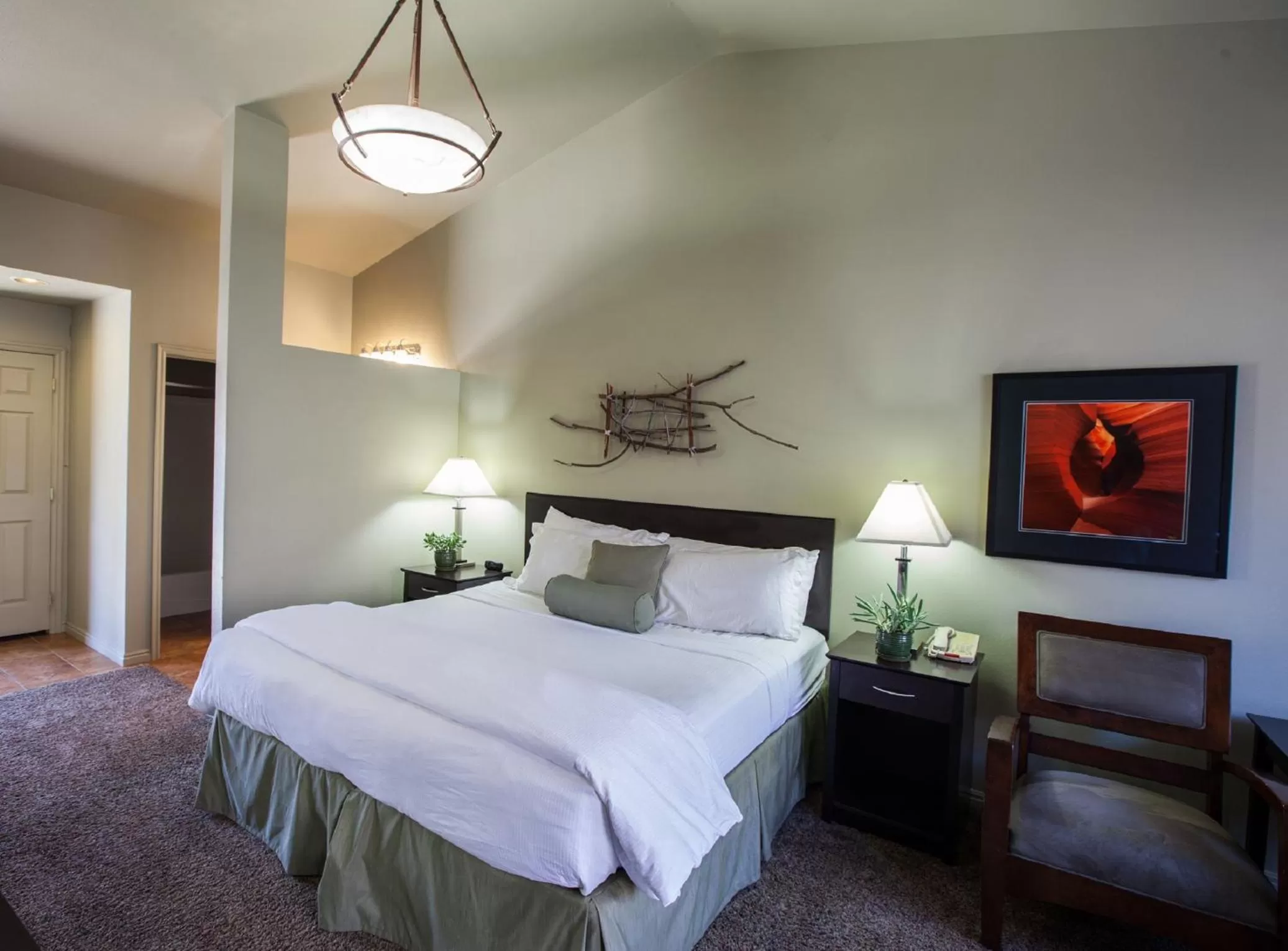 Bedroom, Bed in Flanigan`s Resort and Spa