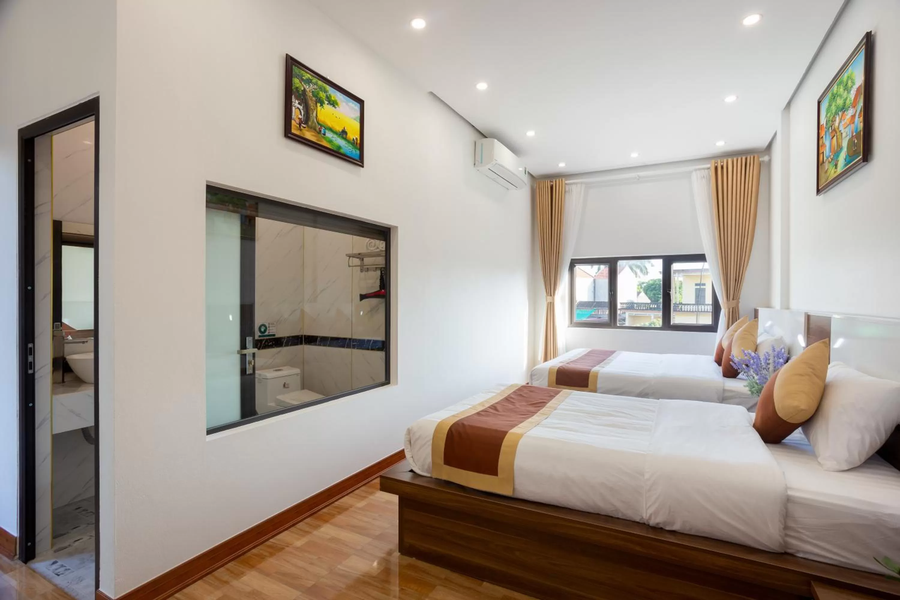 Bed in TAM COC SUNSHINE HOTEL