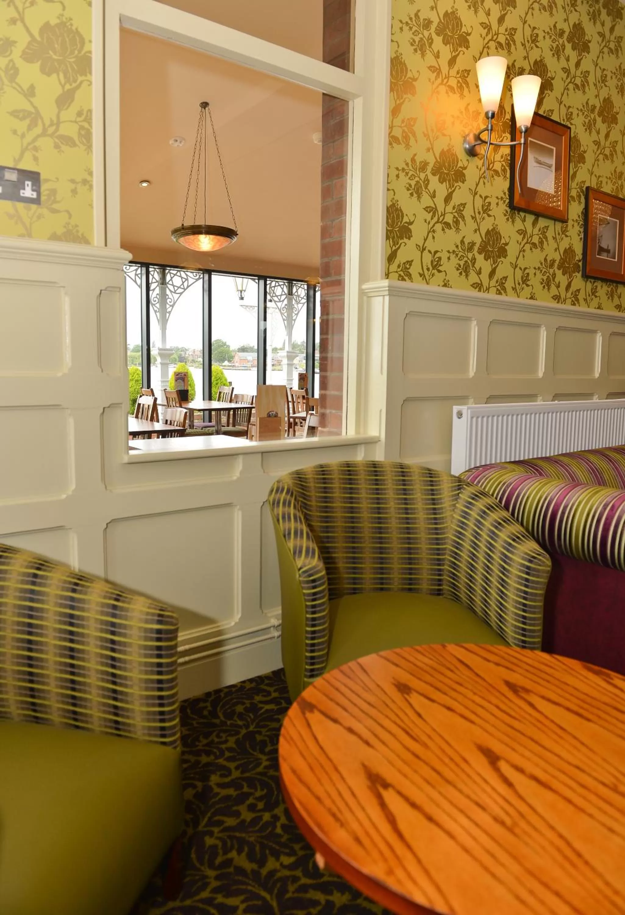 Lounge or bar in Wherry Hotel