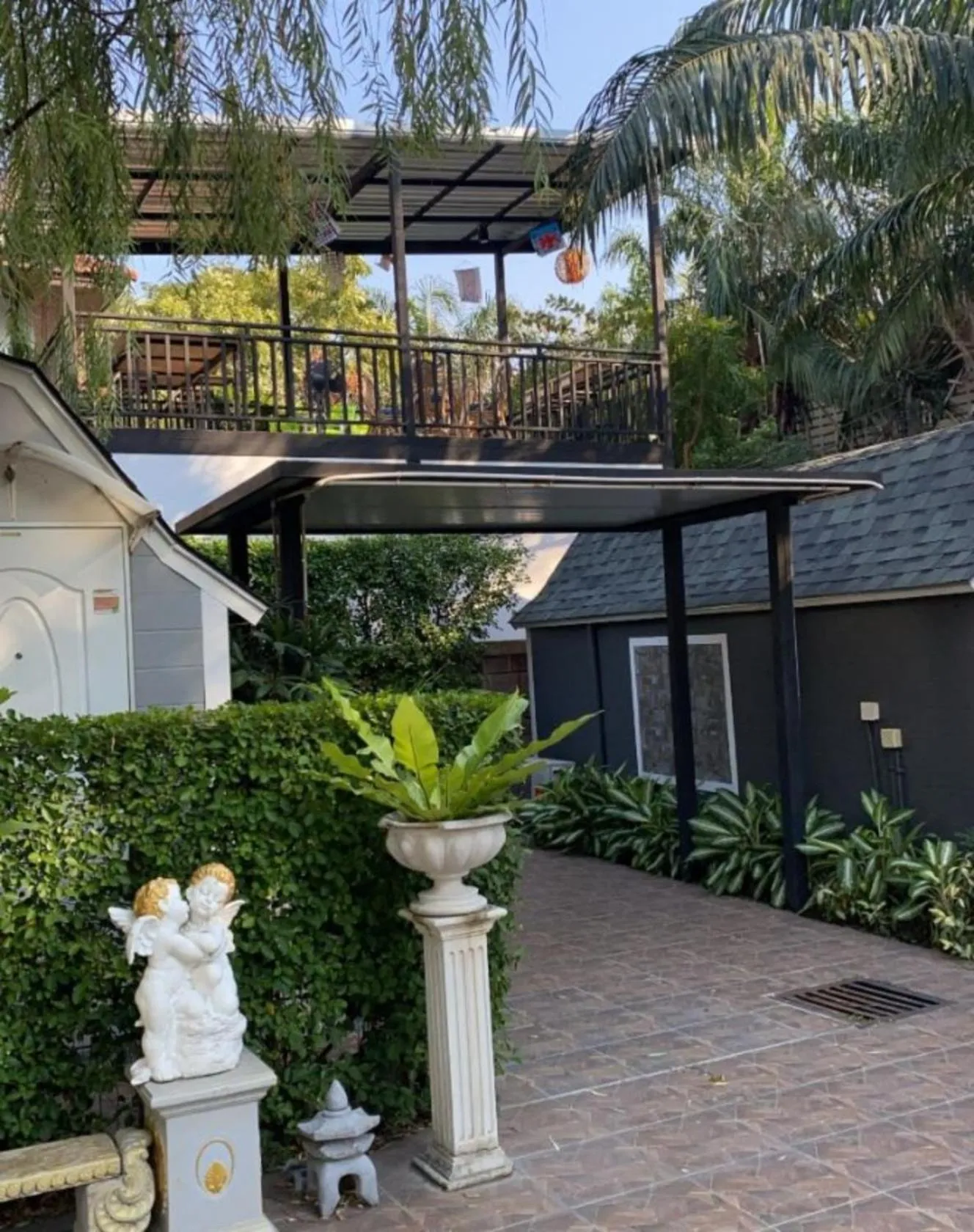 Balcony/Terrace in Kurina Hotel