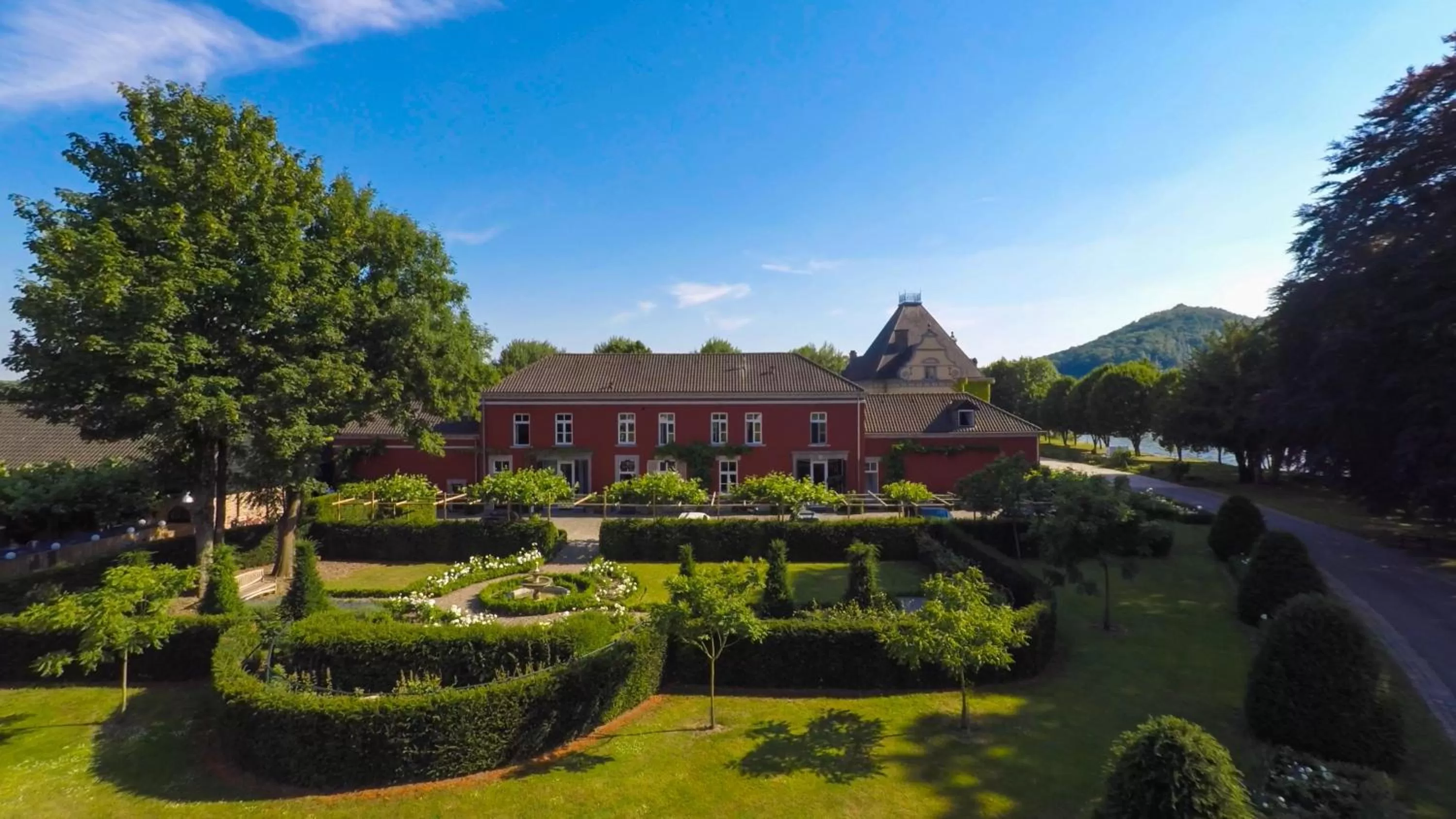 Day in Landgoed Kasteel de Hoogenweerth