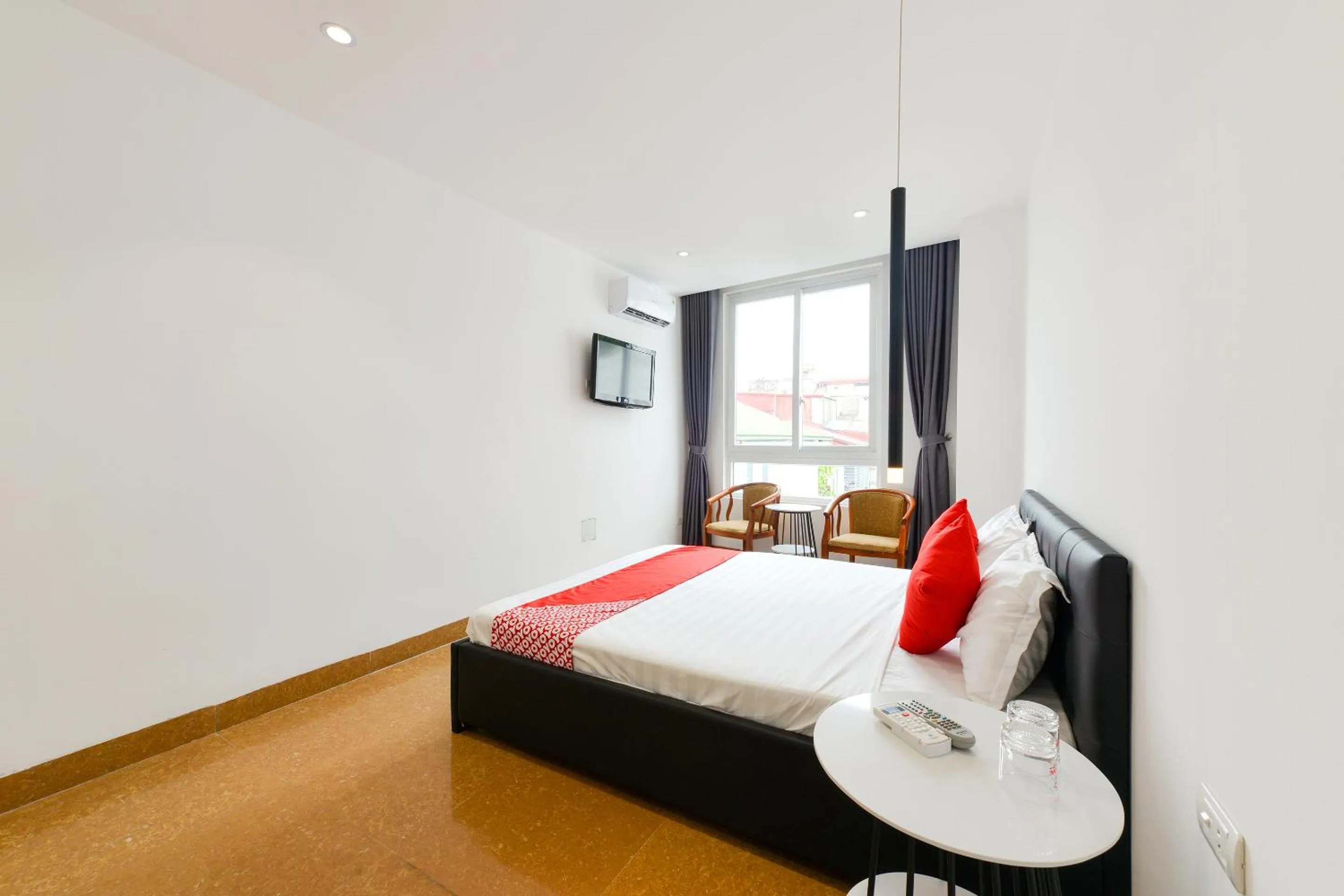 Bedroom, Bed in BH Riverside Hotel