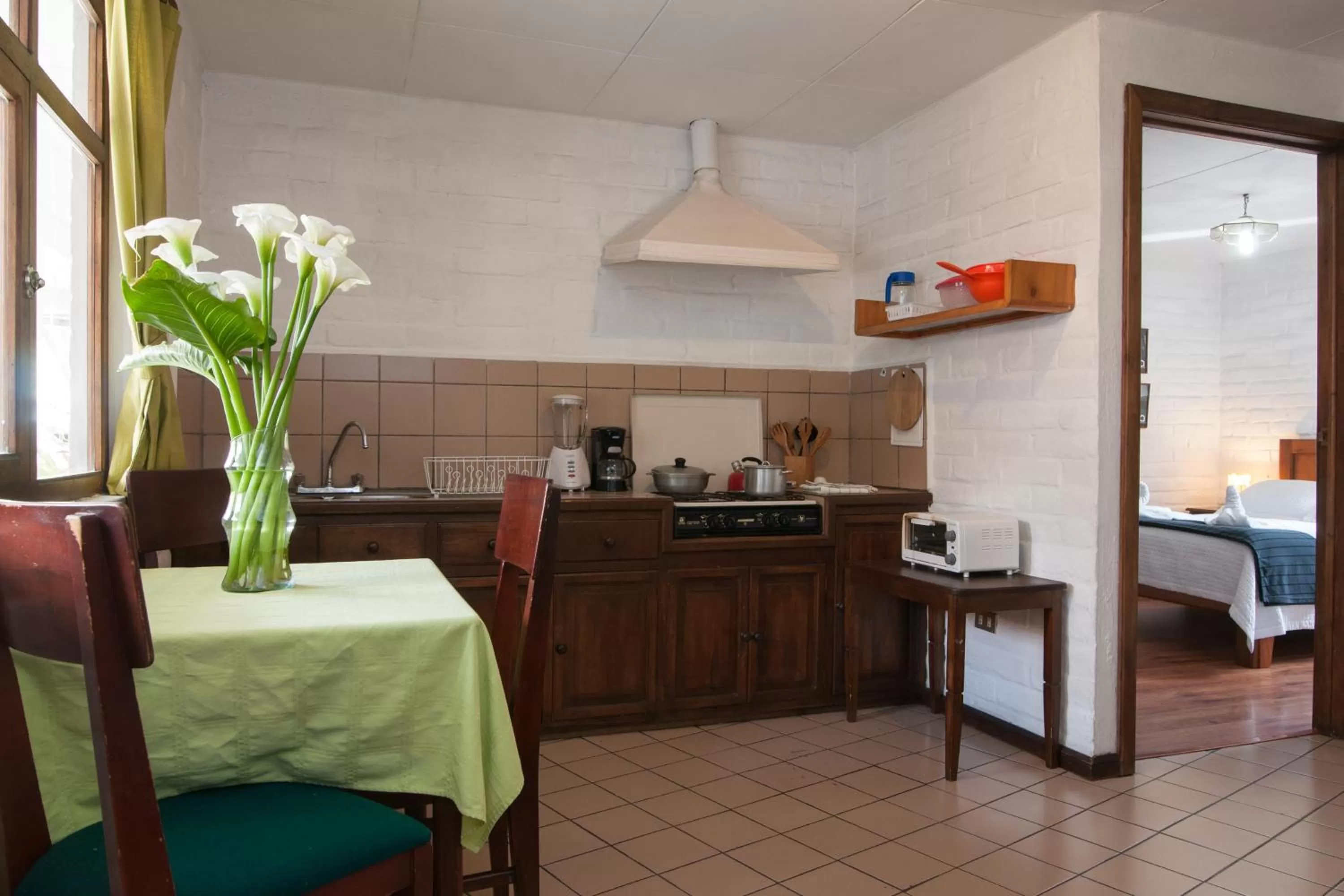 Coffee/tea facilities in Apartamentos Otorongo Cuenca Ecuador