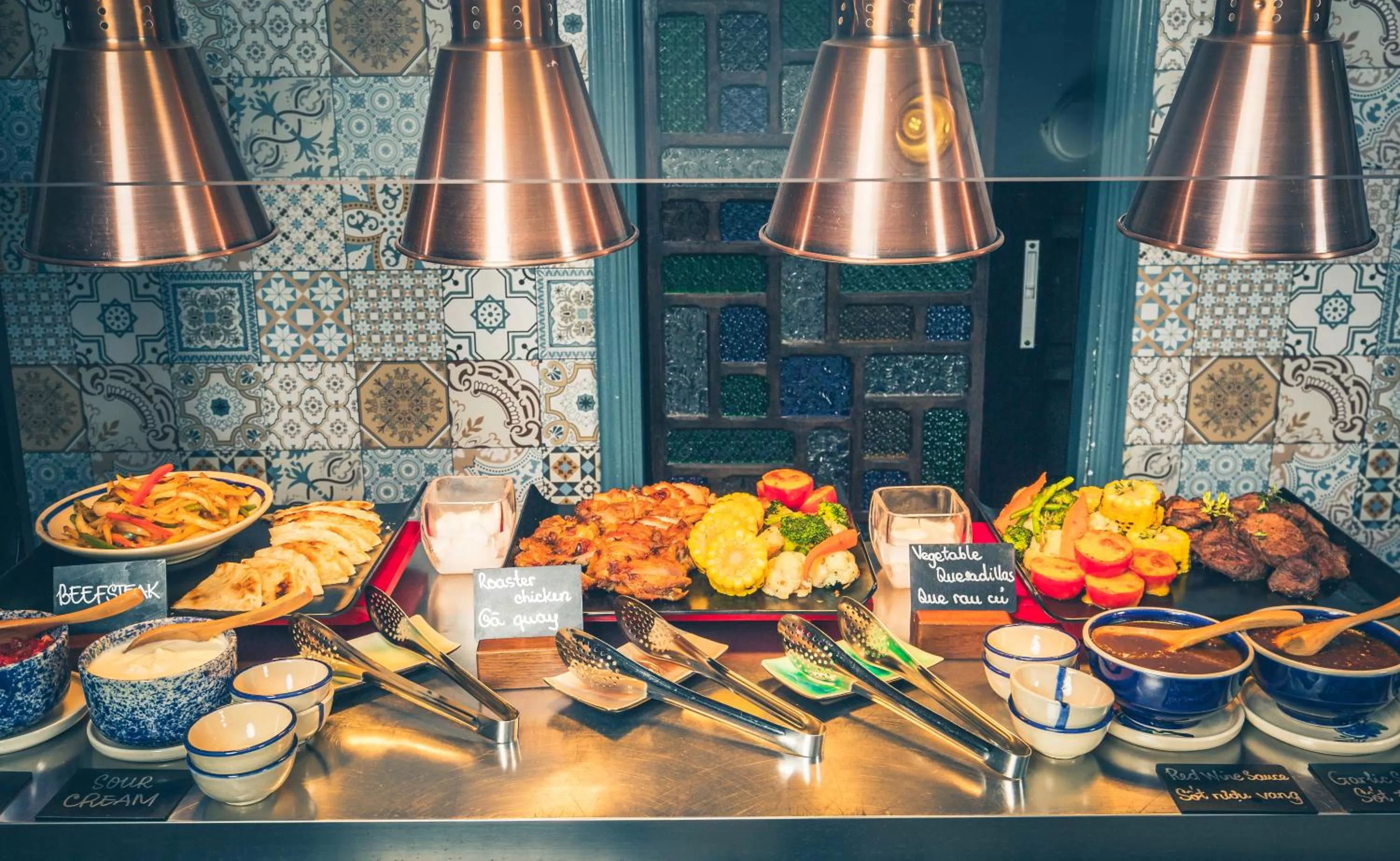 Food and drinks in Prostyle Hotel Ho Chi Minh プロスタイルホテルホーチミン