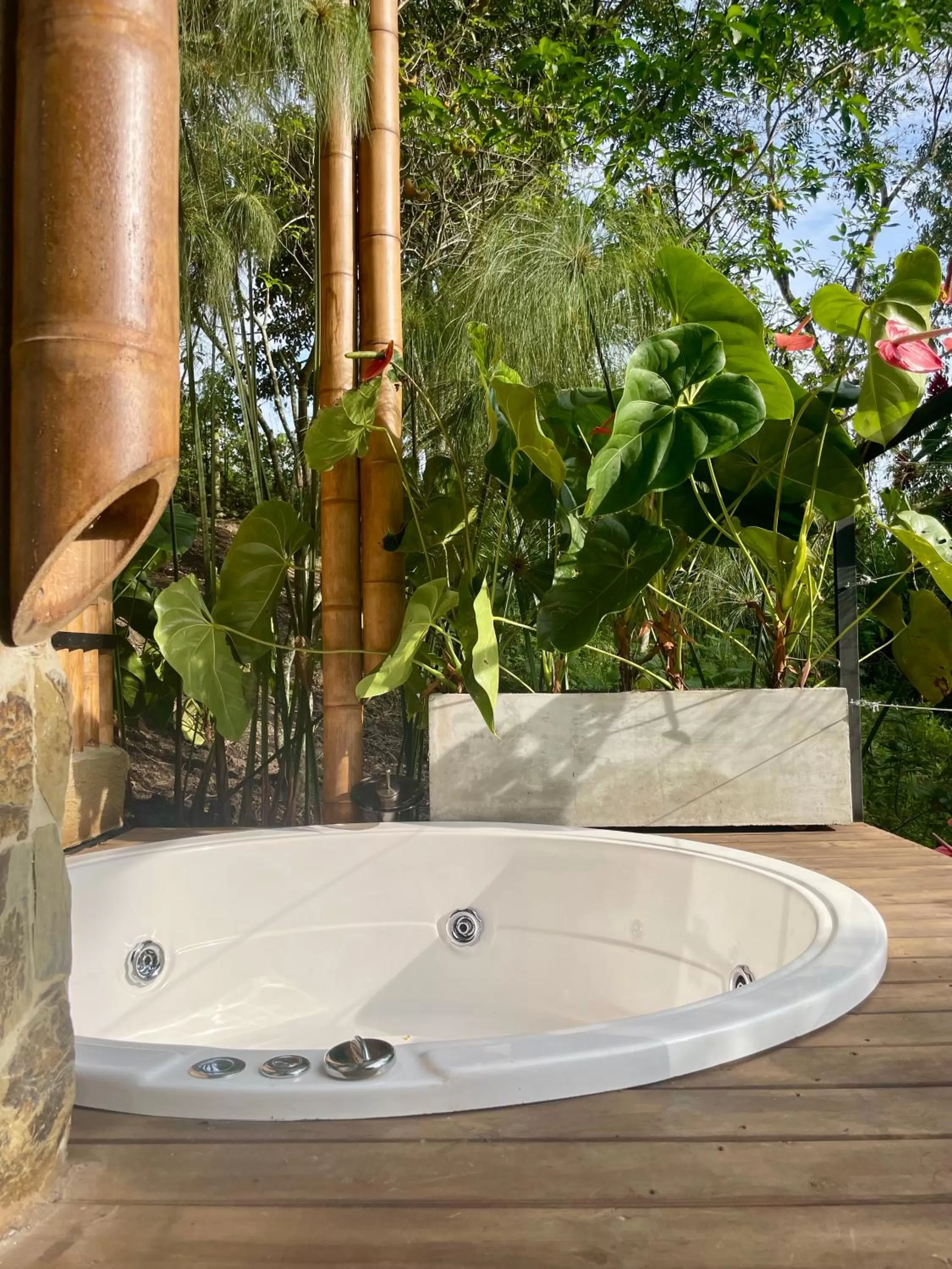 Hot Tub in Ecohotel Alma