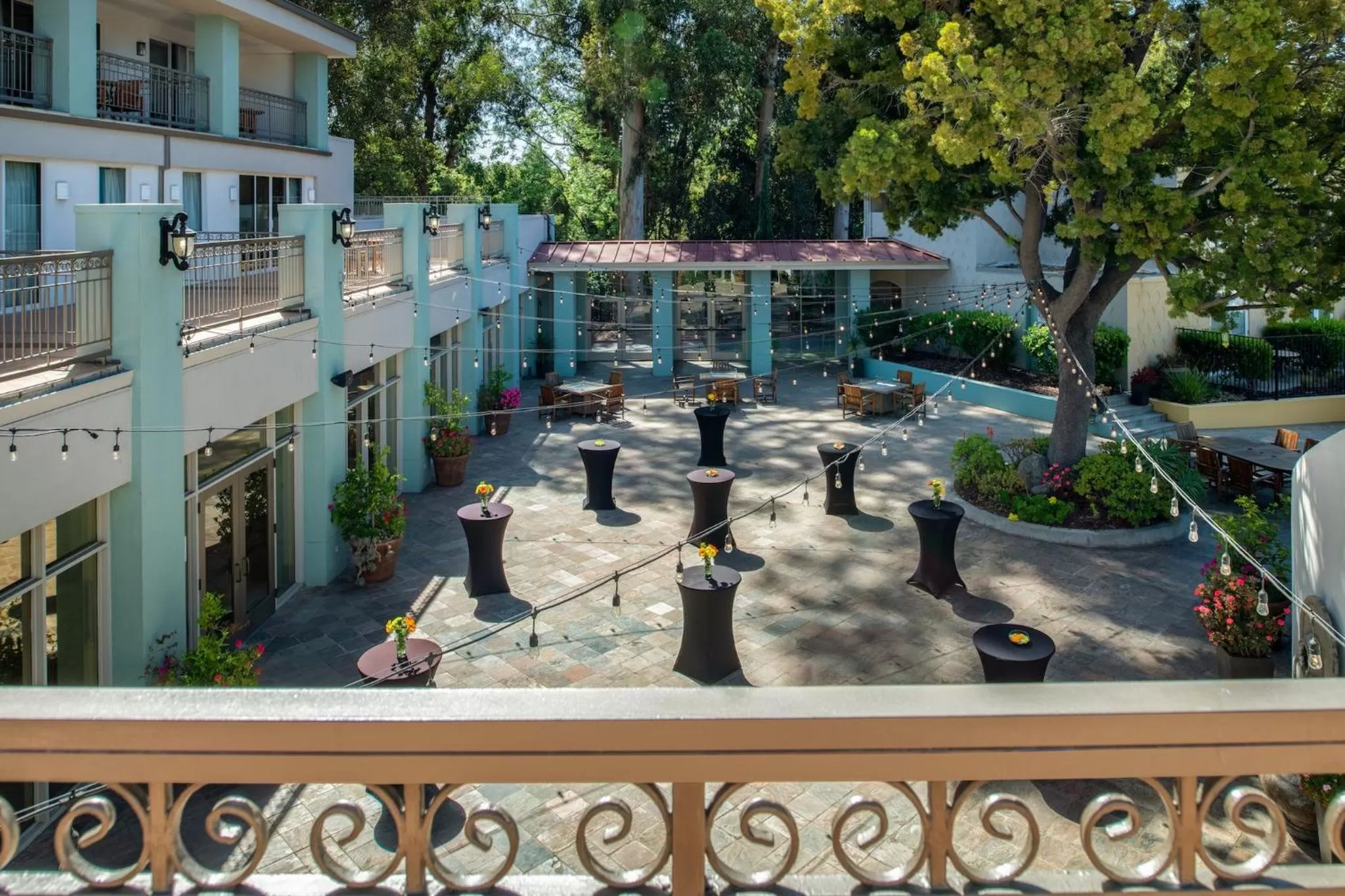 Property building in Crowne Plaza Cabana Hotel by IHG