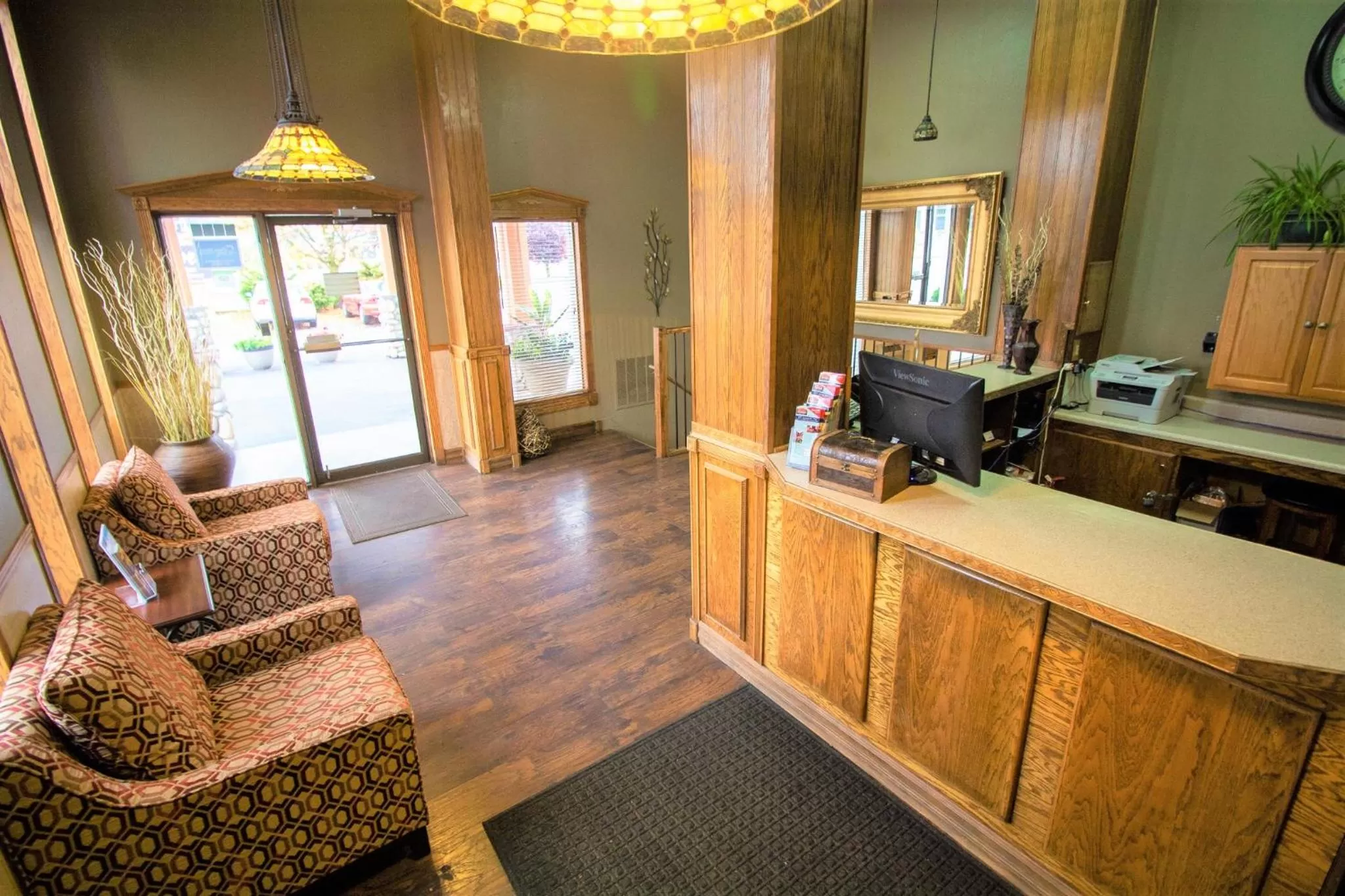 Lobby or reception in FairBridge Inn - Coeur d'Alene