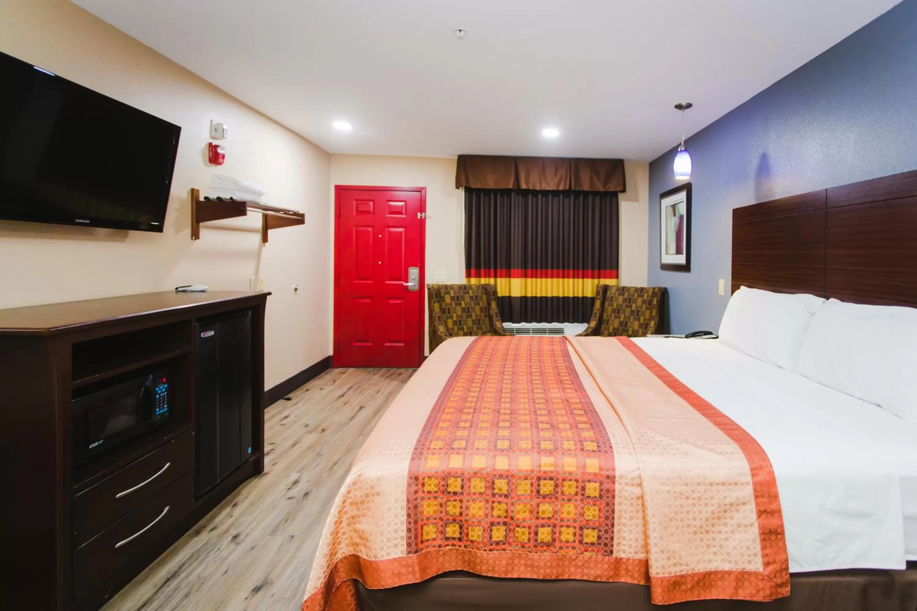 Bed in Home Place Inn