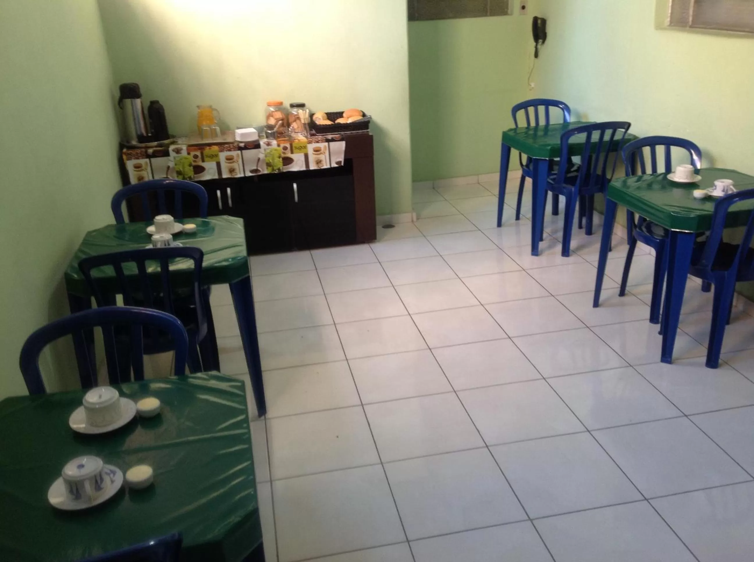 Breakfast in Hotel Chaves - Quartos Individuais