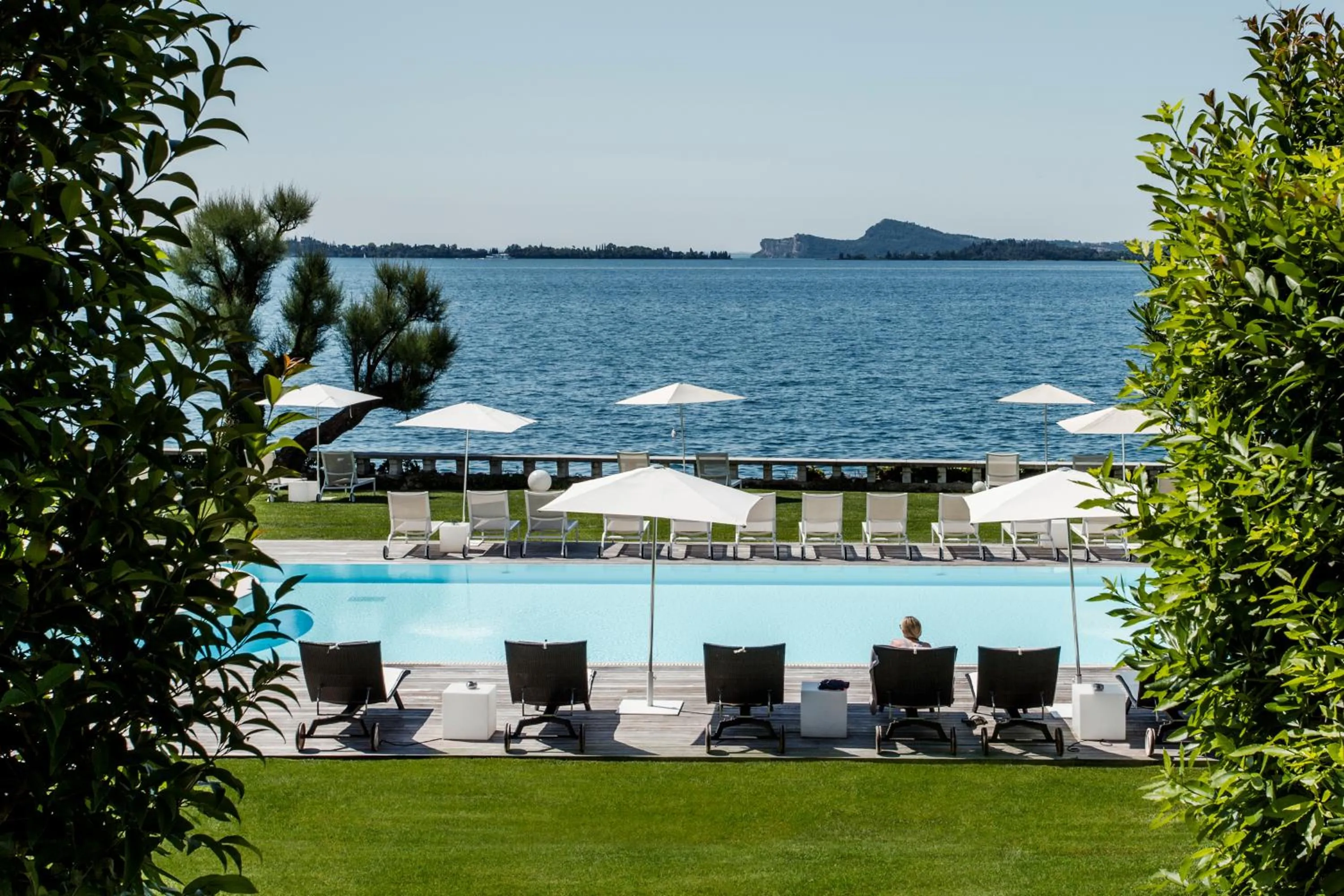 Swimming pool in Hotel Bella Riva