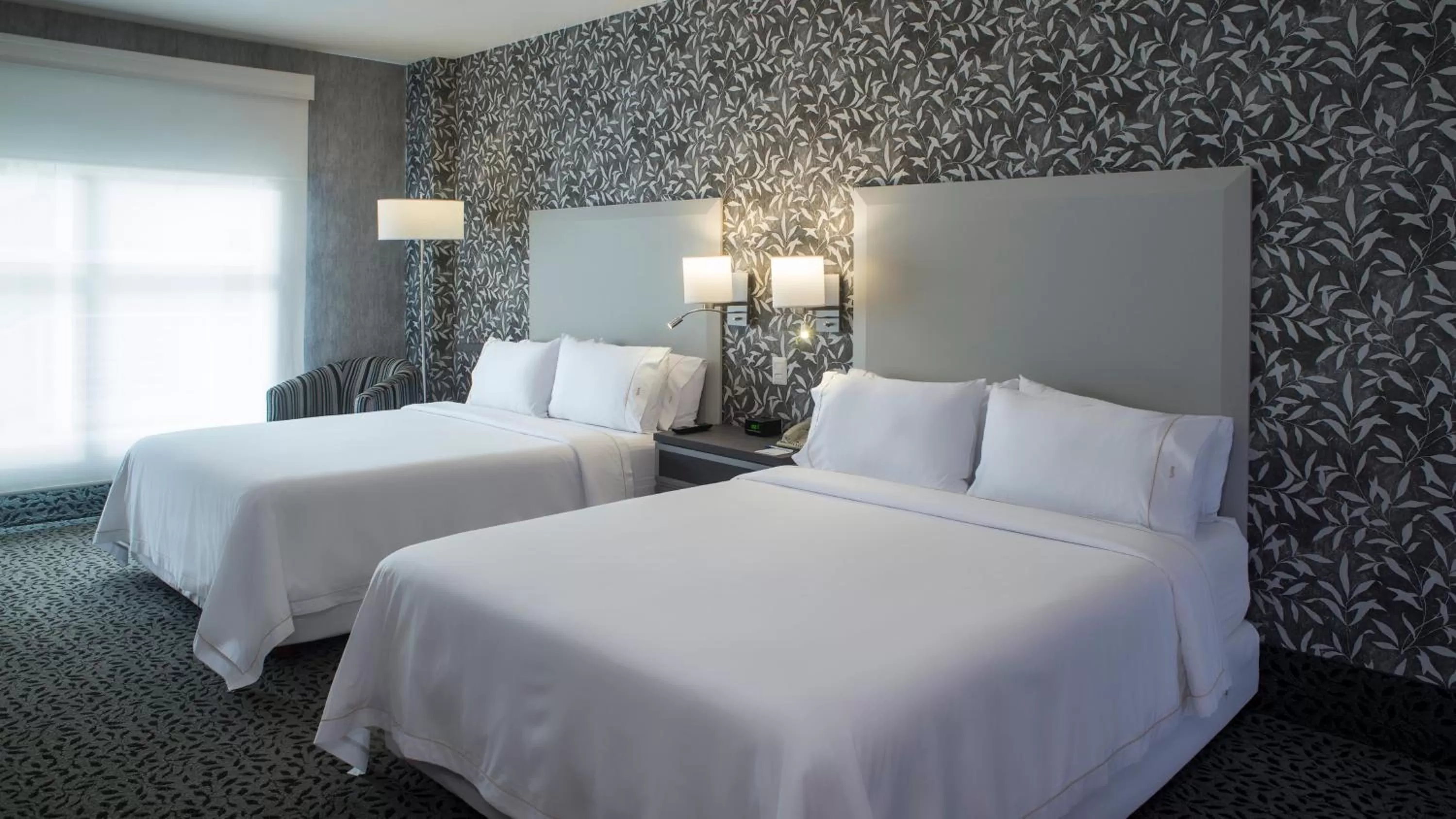 Photo of the whole room, Bed in Holiday Inn Express & Suites Queretaro by IHG