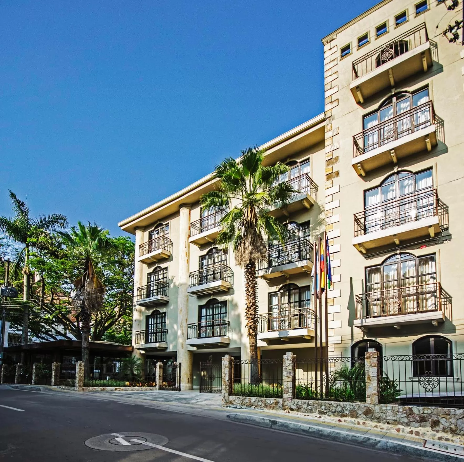 Property building in Movich Casa del Alferez