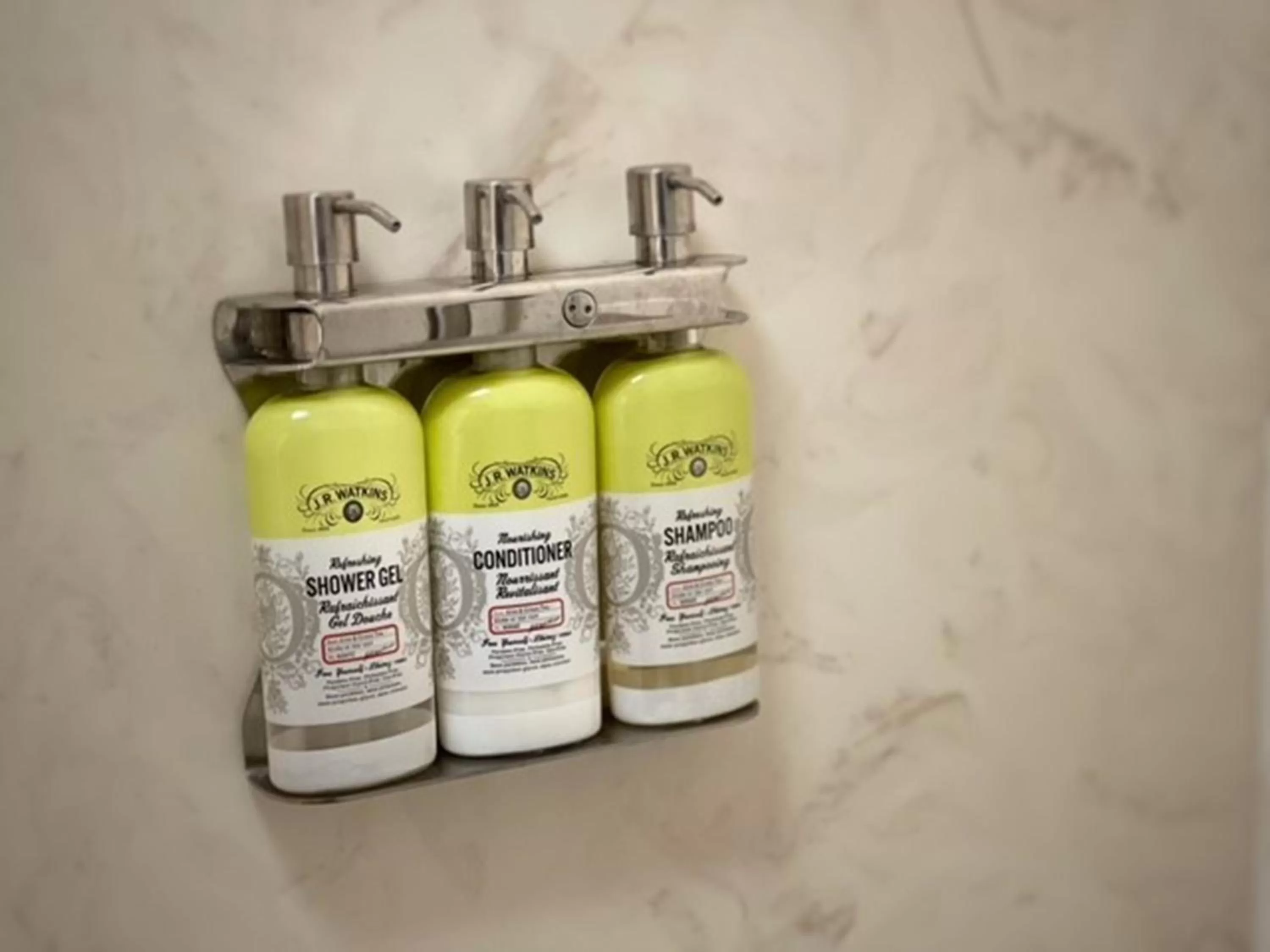 Photo of the whole room in Holiday Inn Express & Suites - Oxford, an IHG Hotel