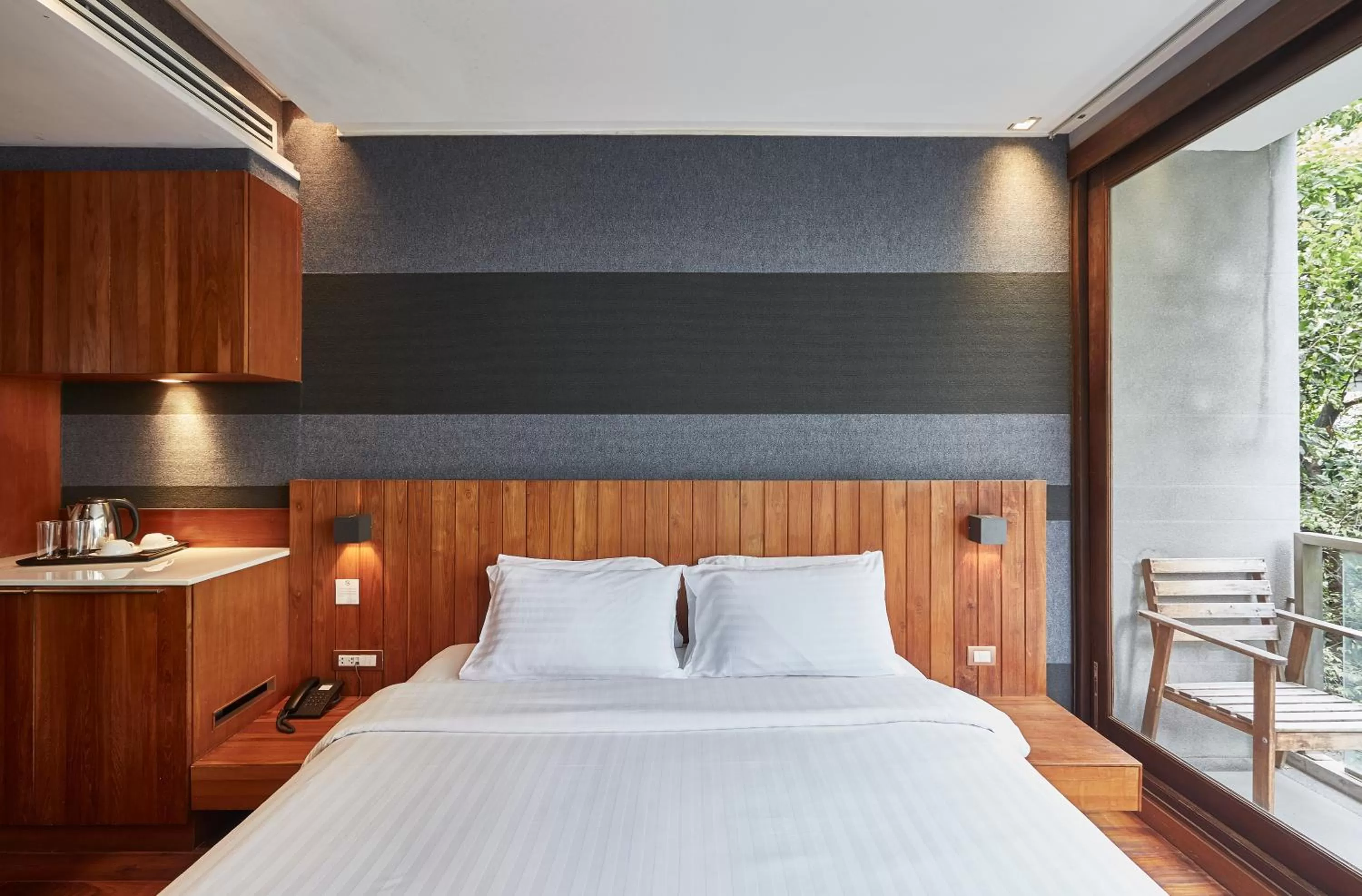 Bed in LUXX Langsuan Hotel - SHA Plus