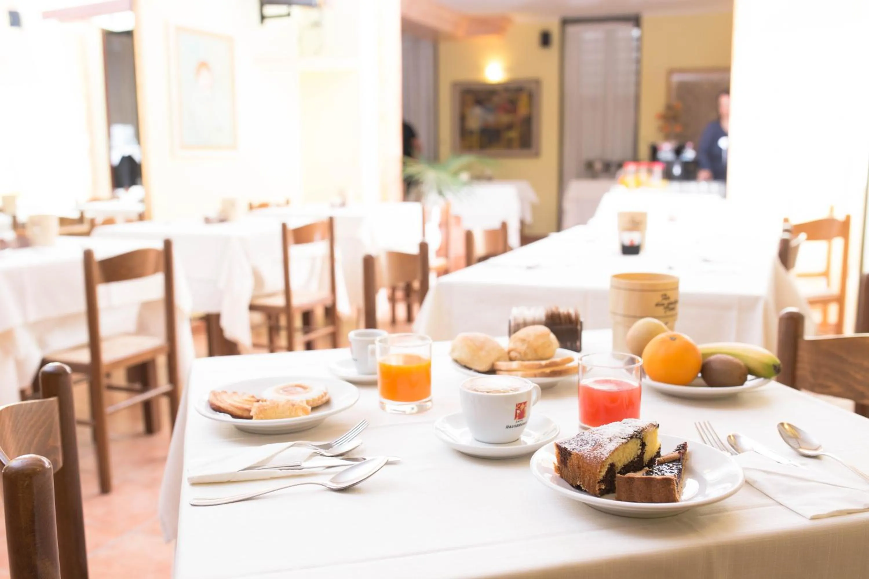 Continental breakfast in Hotel Villa Piras