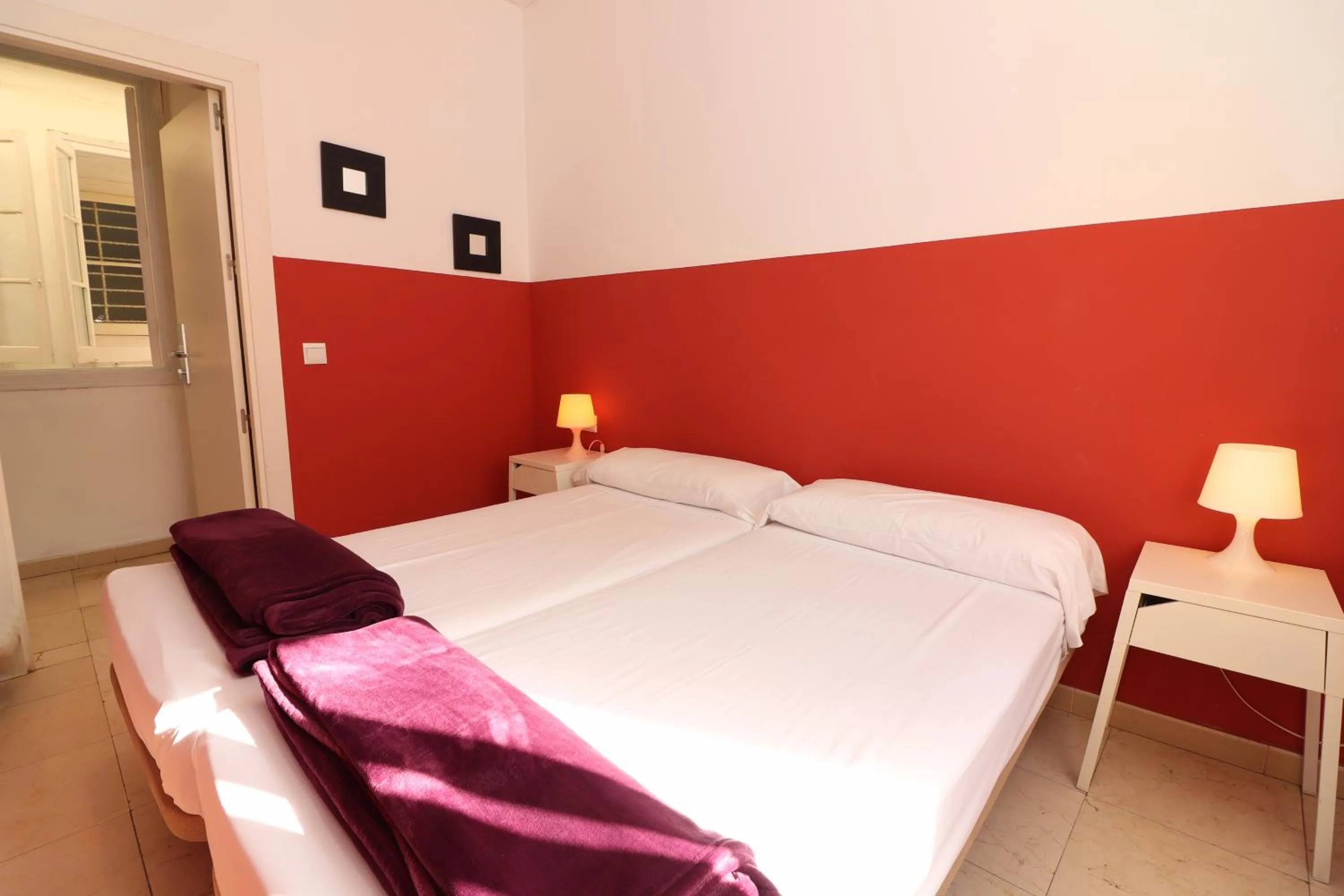 Bed in Feel Hostels City Center